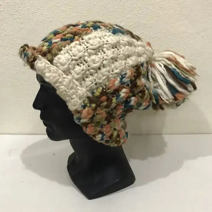 Japanese Brand Amina Knit Bobble Beanie Hat Size ONE SIZE - 2 Thumbnail