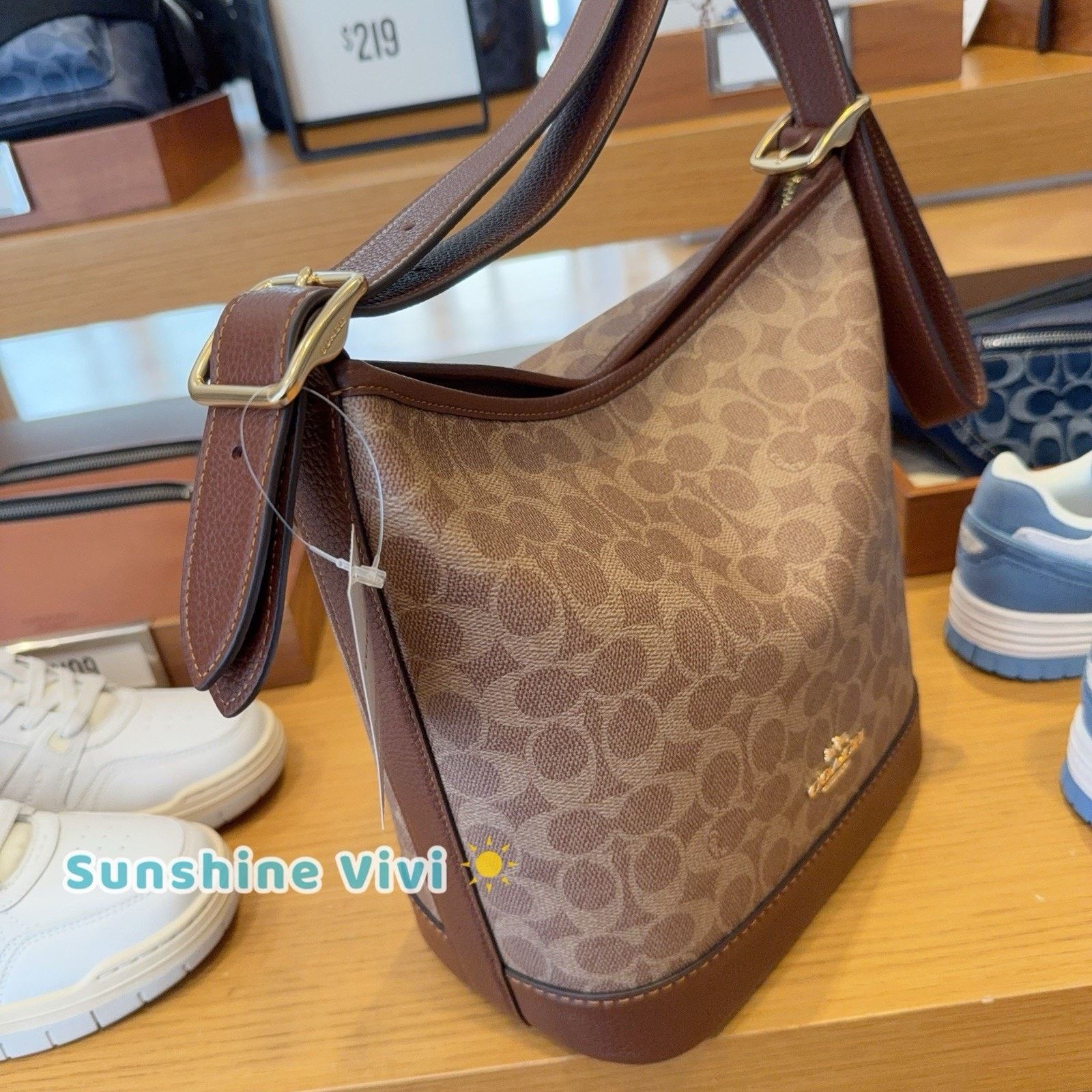 Coach NWT Coach Jude Duffle Bag Gold/Tan/Brown CBH20 Size ONE SIZE - 9 Thumbnail