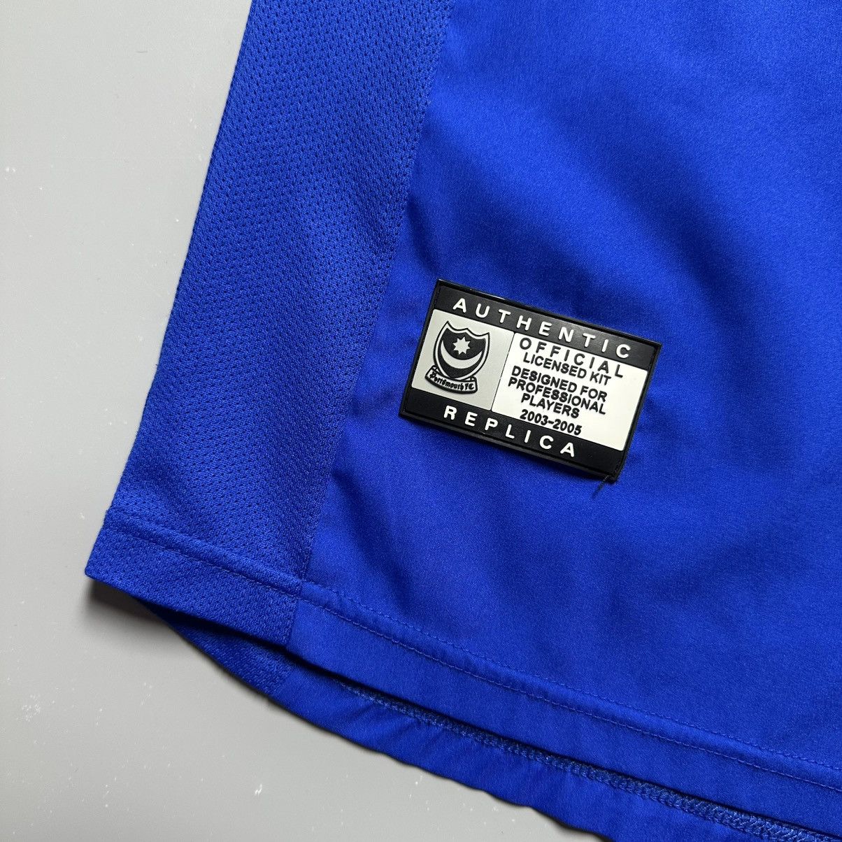 Pompeii PORTSMOUTH POMPEY 2004/2005 FOOTBALL HOME JERSEY #20 YAKUBU Size US XL / EU 56 / 4 - 10 Thumbnail