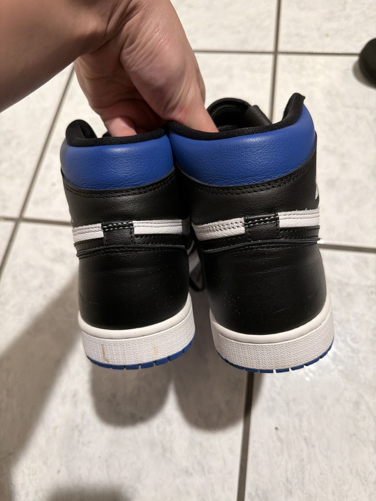 Jordan Brand Jordan 1 royal toe Size US 10.5 / EU 43-44 - 3 Thumbnail