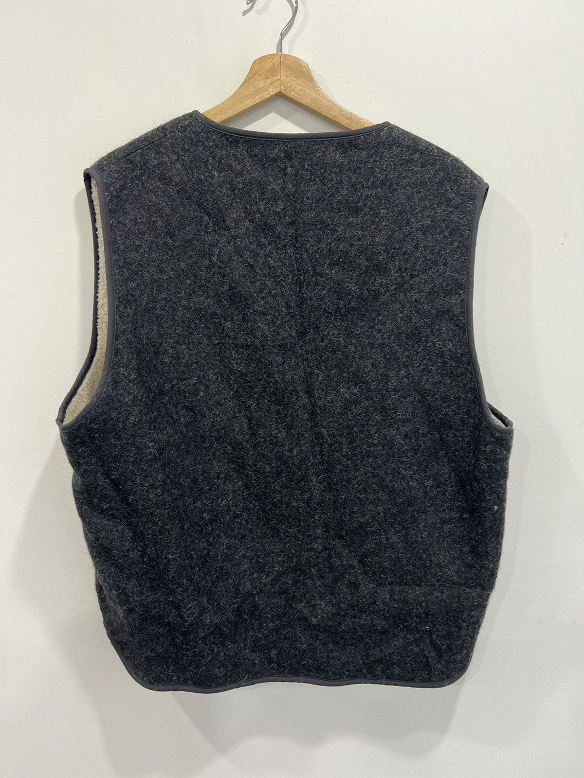 Woolrich Woolen Mills Vintage Woolrich Wool Vest jacket sweater Size US L / EU 52-54 / 3 - 2 Thumbnail