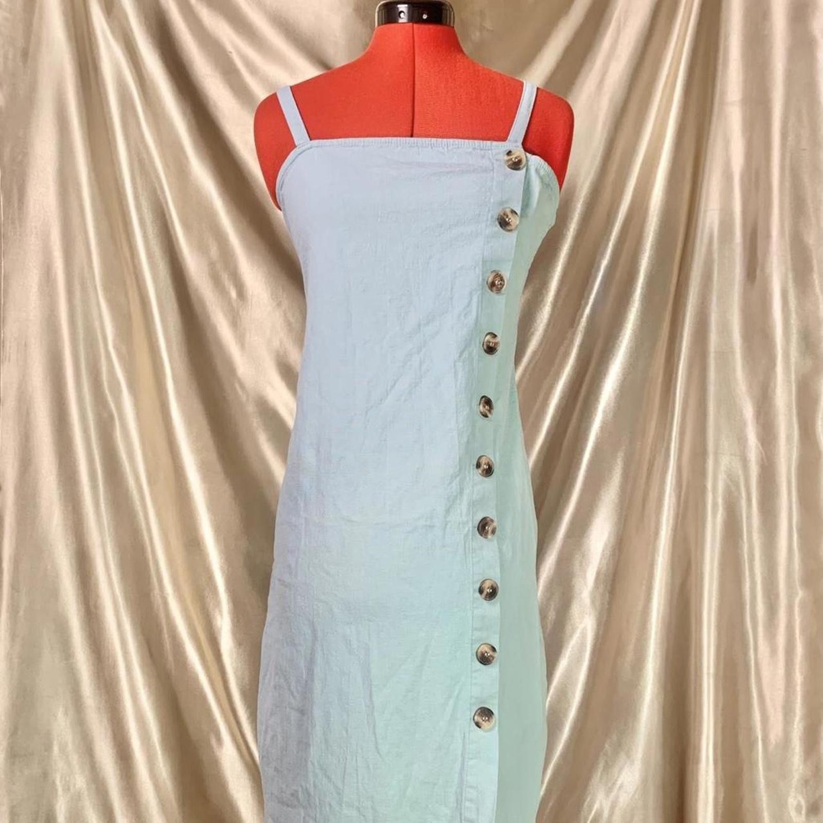 Other Linen preppy sky blue button up maxi dress! Size M / US 6-8 / IT 42-44 - 1 Thumbnail