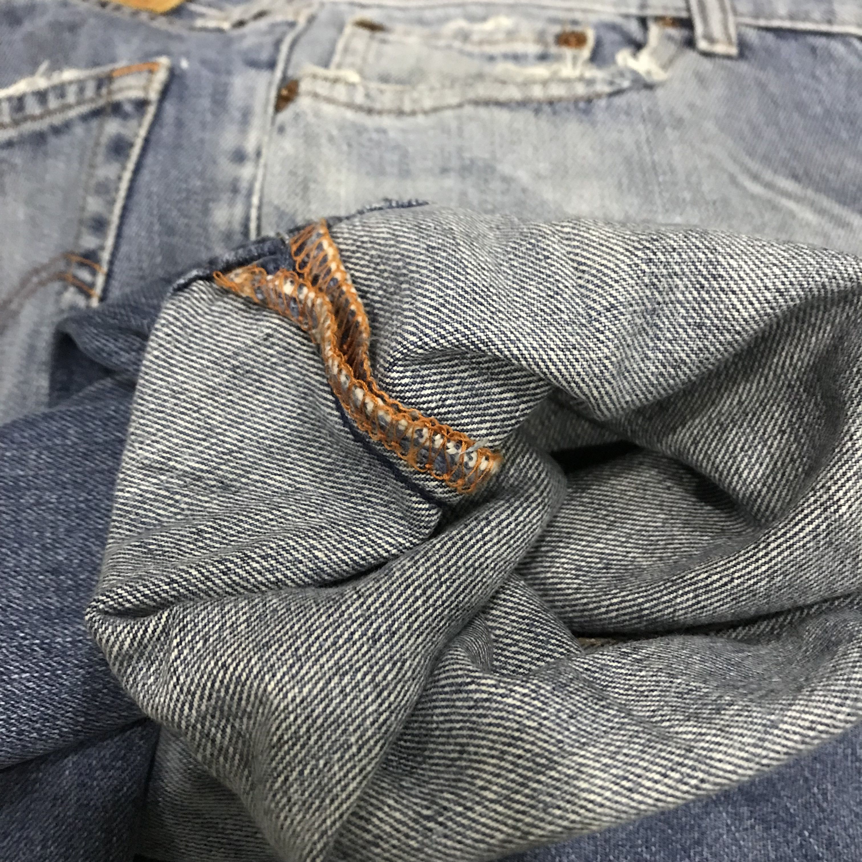 Levi's Vintage 90s Levi Strauss 557 Jeans Distressed Light Wash Size US 30 / EU 46 - 15 Thumbnail