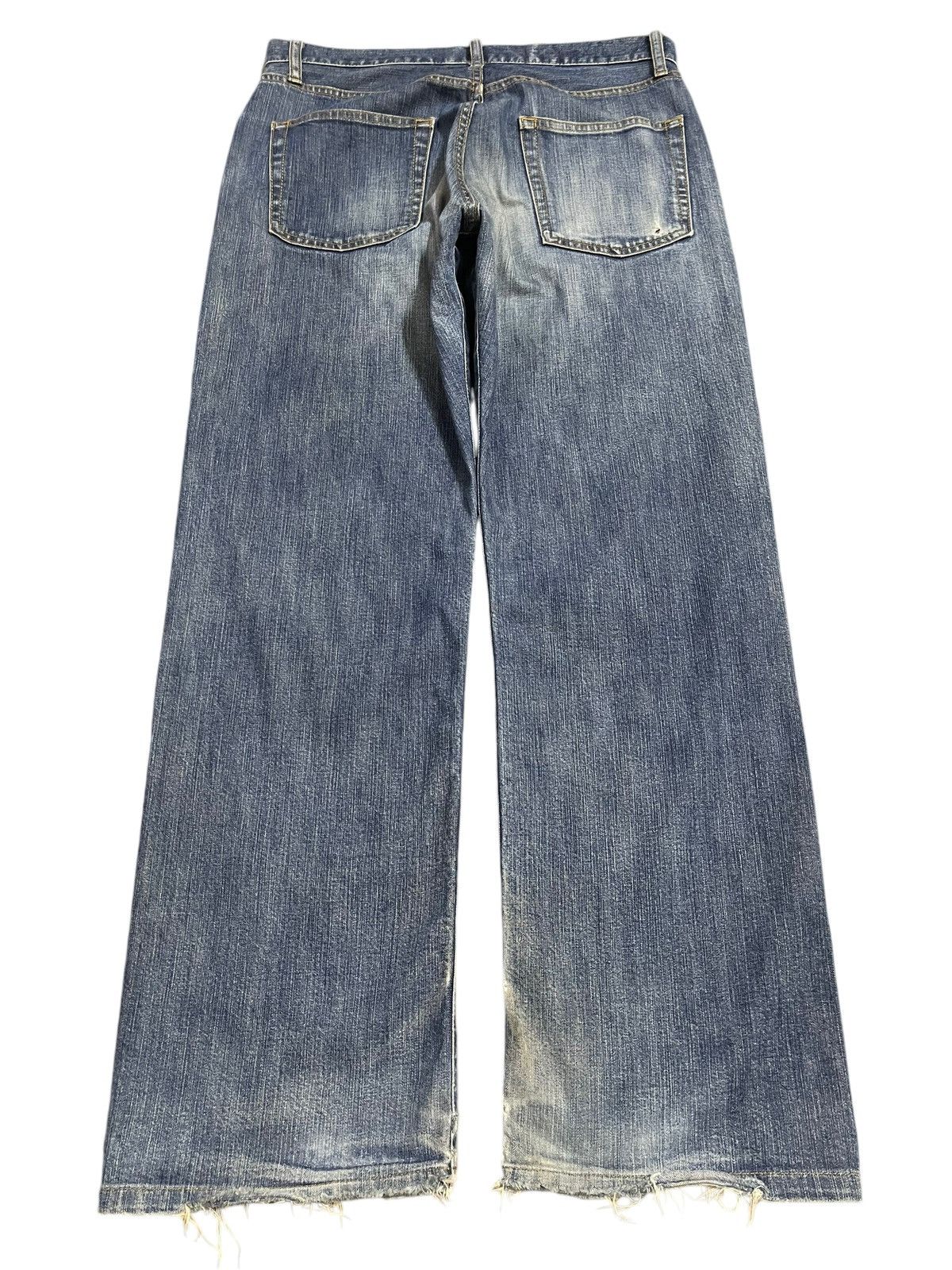 Uniqlo Vintage Japanese Uniqlo Blue Faded Wash Baggy Jeans Size US 33 - 2 Thumbnail