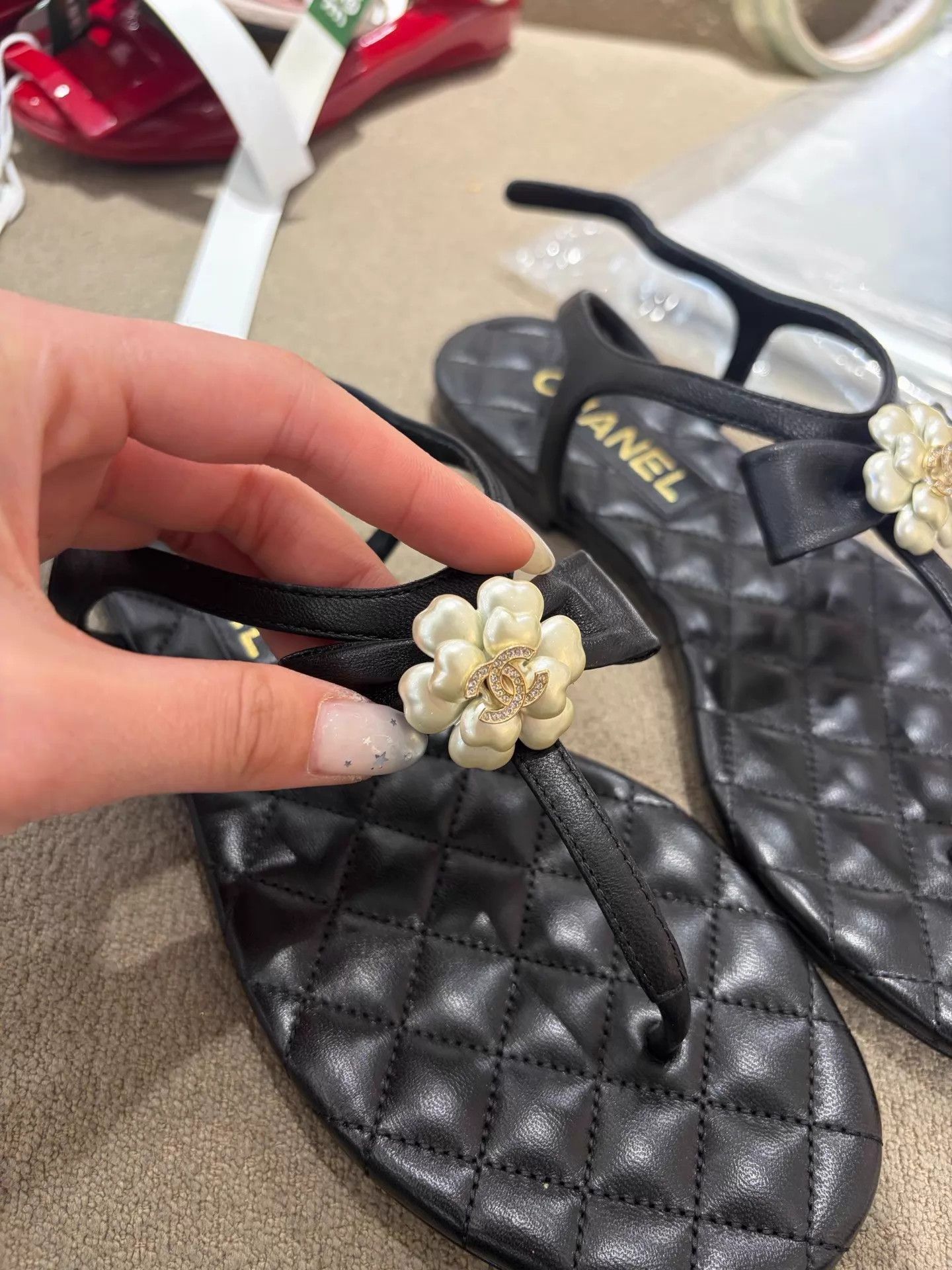 Chanel Chanel 24A 3D Camellia Black Flip Flops 36C Size US 5.5 / IT 35.5 - 2 Thumbnail