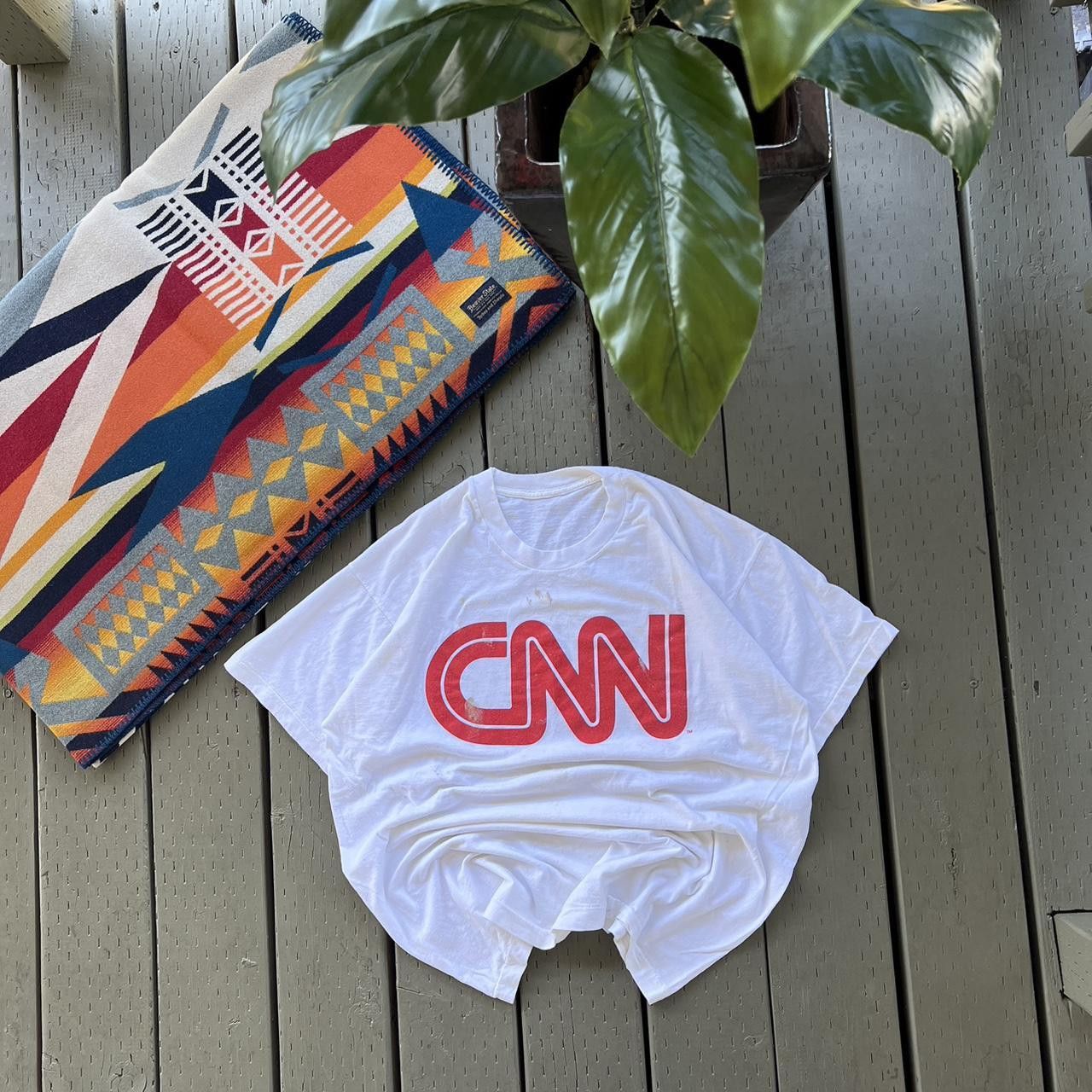 Vintage Vintage CNN News Network T-shirt 90s Tee Single Stitch Size US XL / EU 56 / 4 - 4 Thumbnail