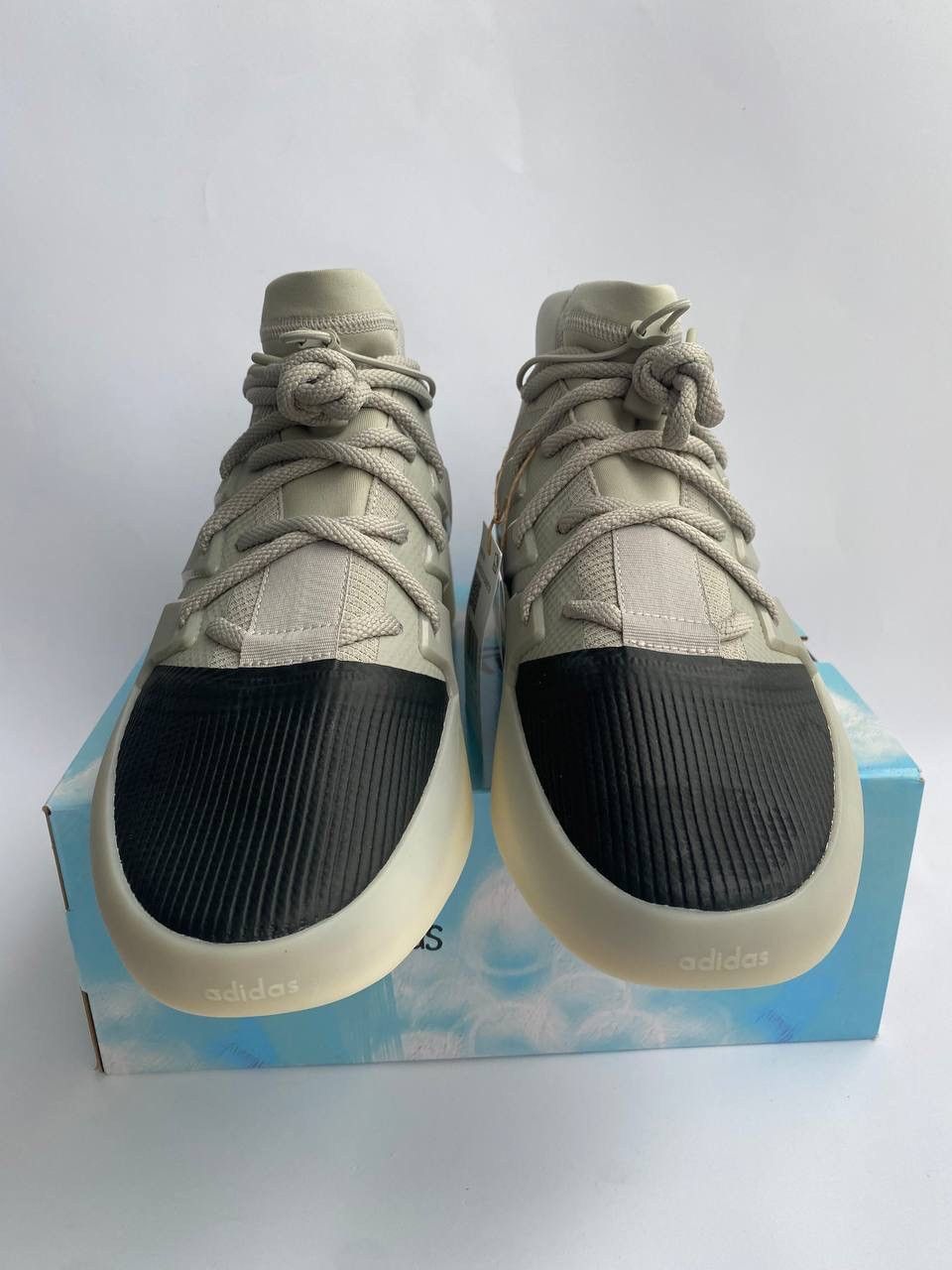 Adidas × Fear of God adidas Fear of God Athletics One Carbon Sesame size 13 Size US 13 / EU 46 - 5 Thumbnail
