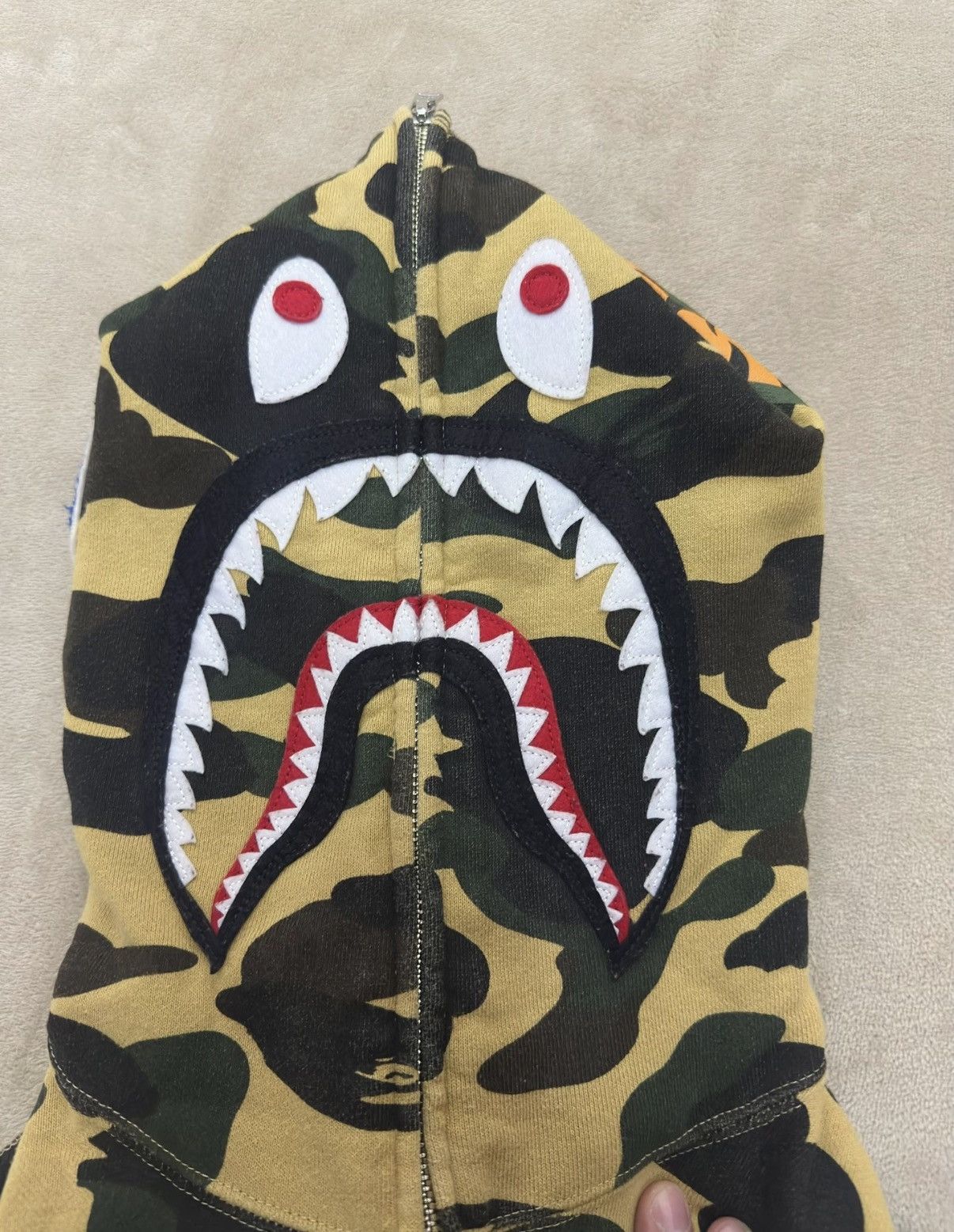 Bape BAPE 1st Yellow Camo Shark Hoodie K5 Size US S / EU 44-46 / 1 - 8 Thumbnail