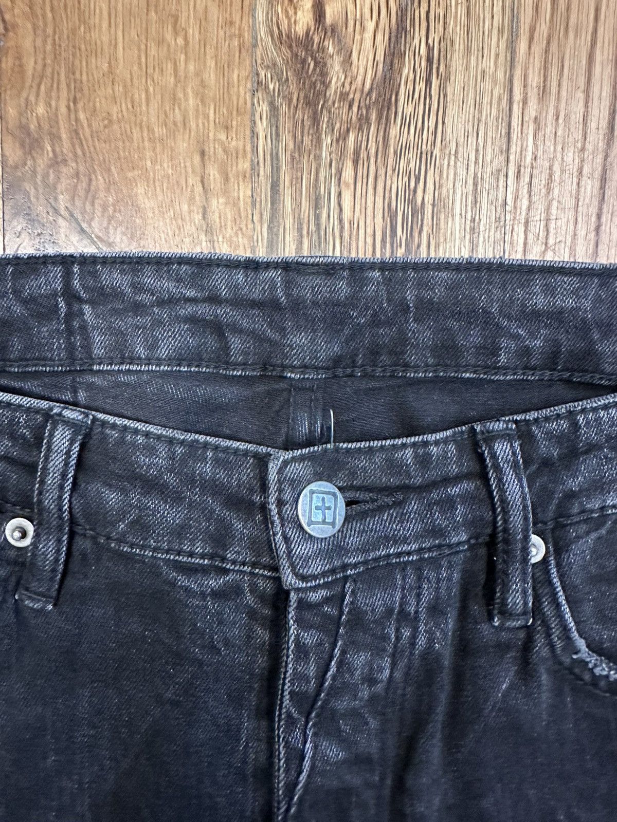 Ksubi Ksubi Knee Patch Distress Black Denim Jeans Size 34 Size US 34 / EU 50 - 3 Thumbnail