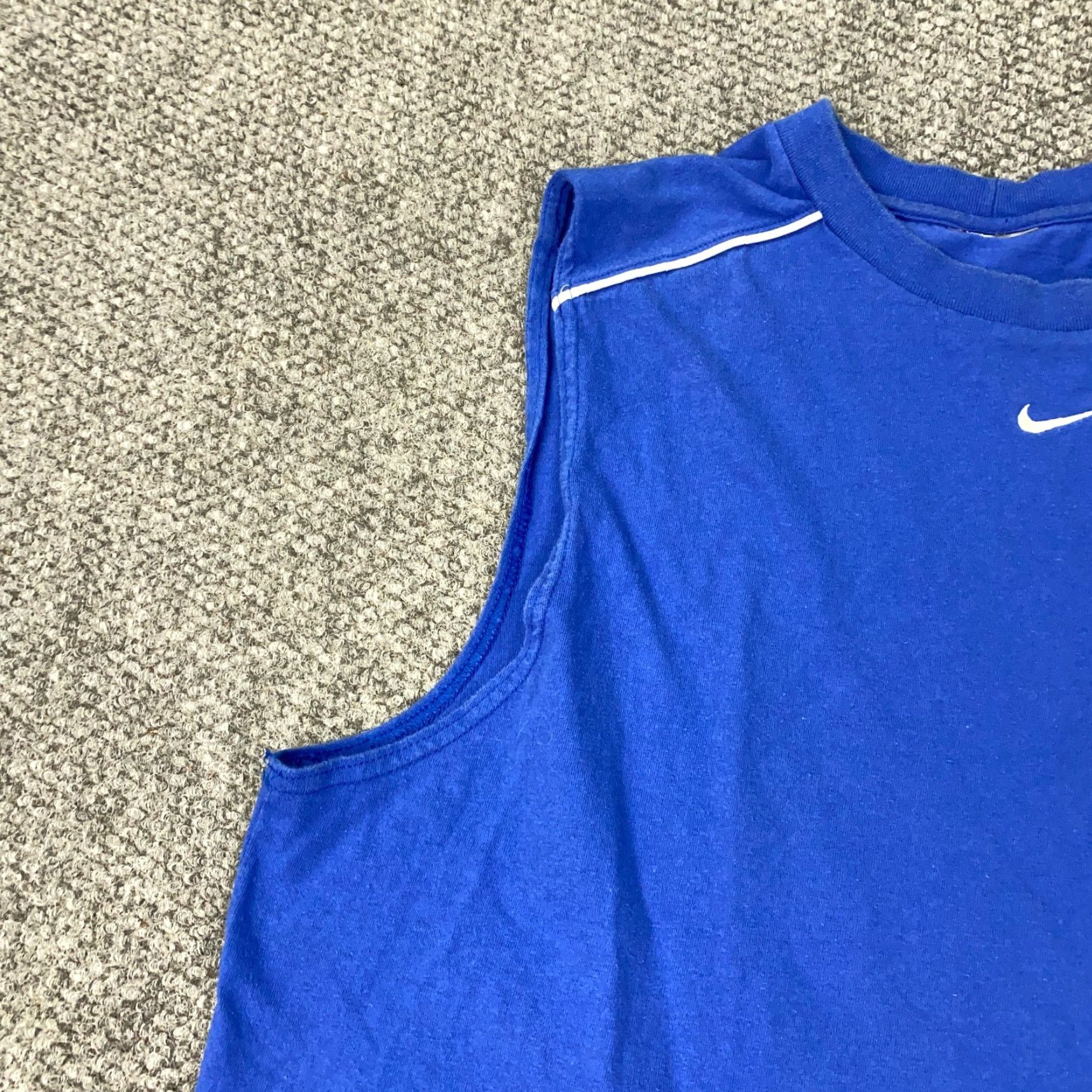 Nike VINTAGE Nike Tank Top Mens XL Blue Sleeveless Activewear Retro Y2K Size US XL / EU 56 / 4 - 5 Thumbnail