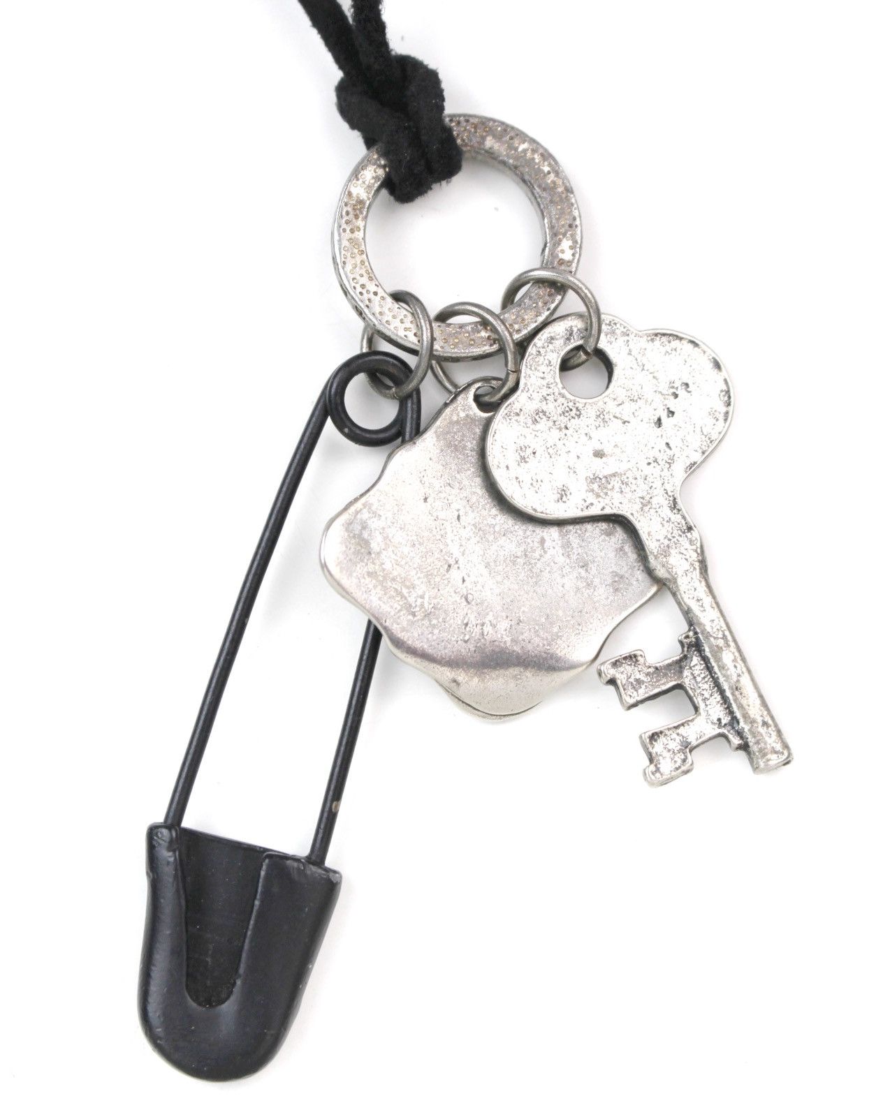 Vintage 2000S JAPANESE MADE GRUNGE TALISMAN KEY + ENGRAVED NECKLACE Size ONE SIZE - 4 Thumbnail
