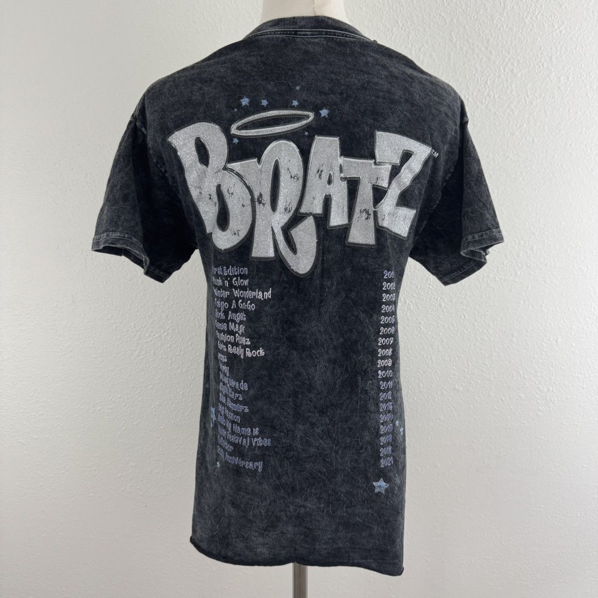 Other BRATZ Y2K Vibes Dark Grey Acid Wash Reworked Graphic Tee Size S / US 4 / IT 40 - 6 Thumbnail
