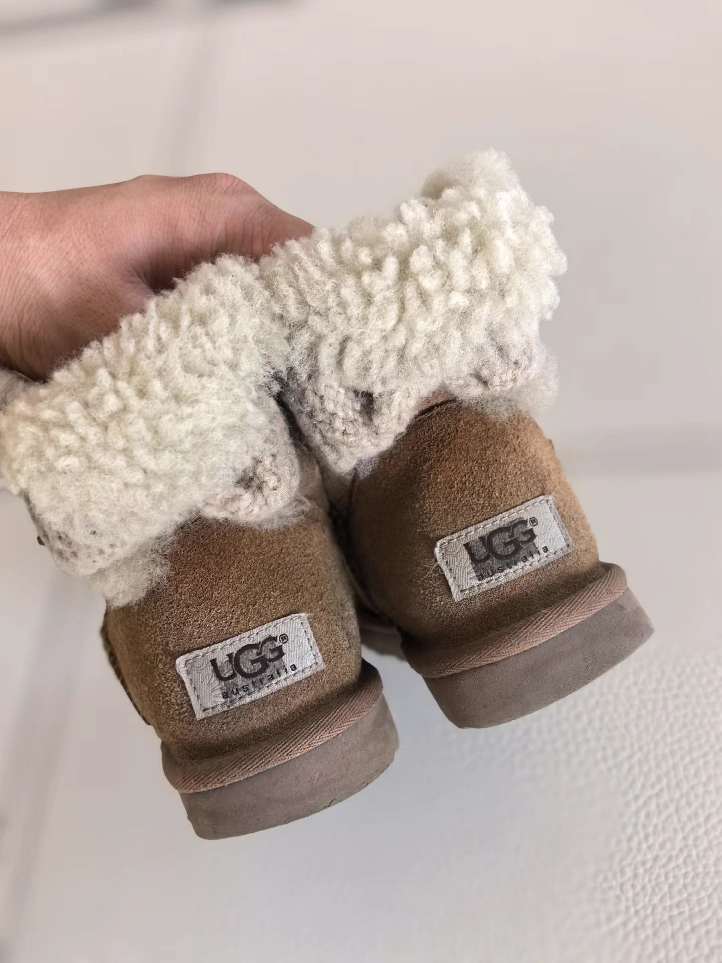 Ugg UGG Women's Shoes K17 Size US 7 / IT 37 - 2 Thumbnail