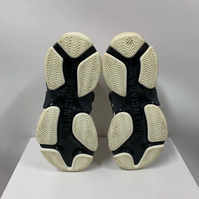 Balenciaga Balenciaga Pink and White Dad Sneakers Size 37-2505 Size US 8 / EU 41 - 7 Thumbnail