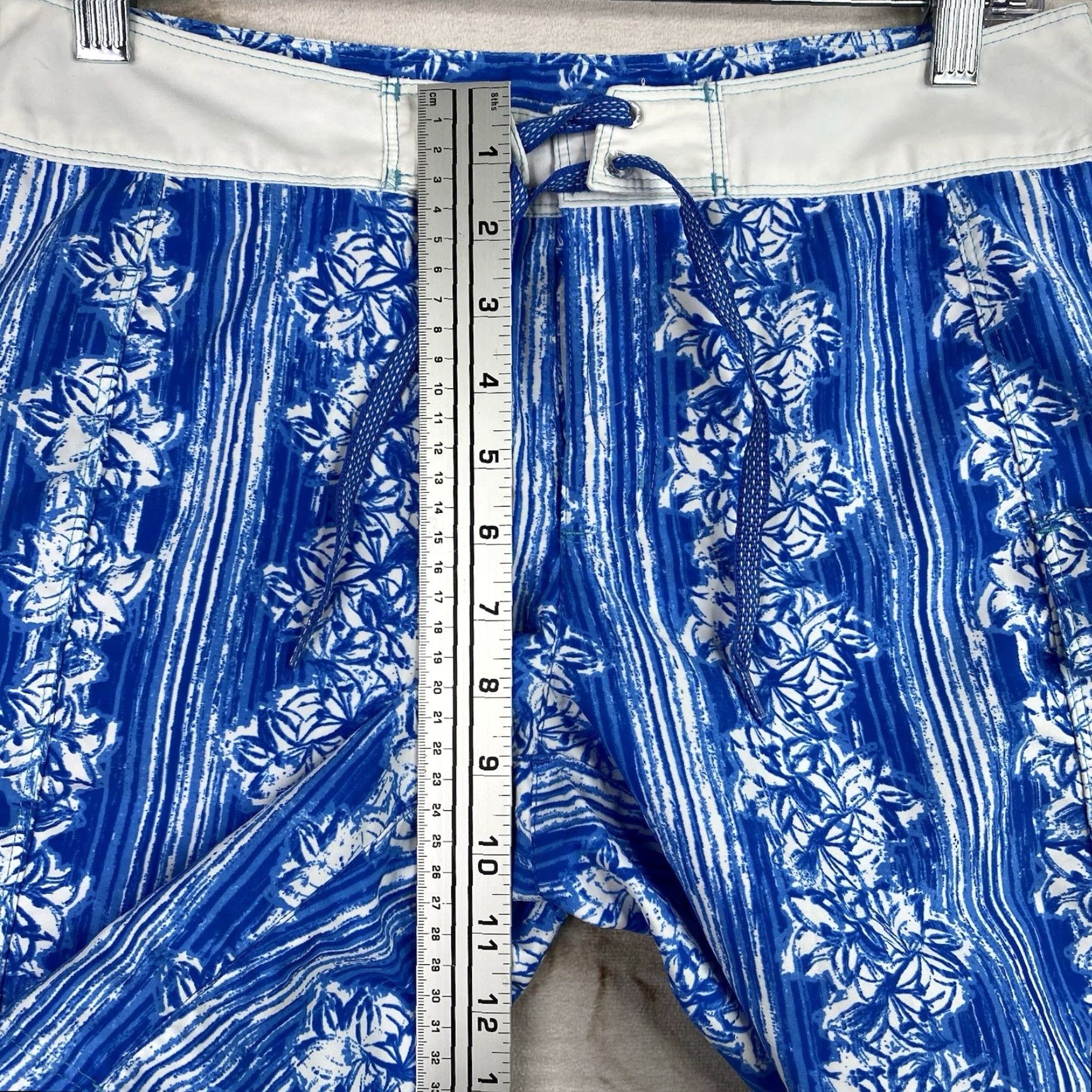 The North Face The North Face Women Swim Shorts 6 Blue Floral Unlined Quick Dry Drawstring Size 28" / US 6 / IT 42 - 5 Thumbnail