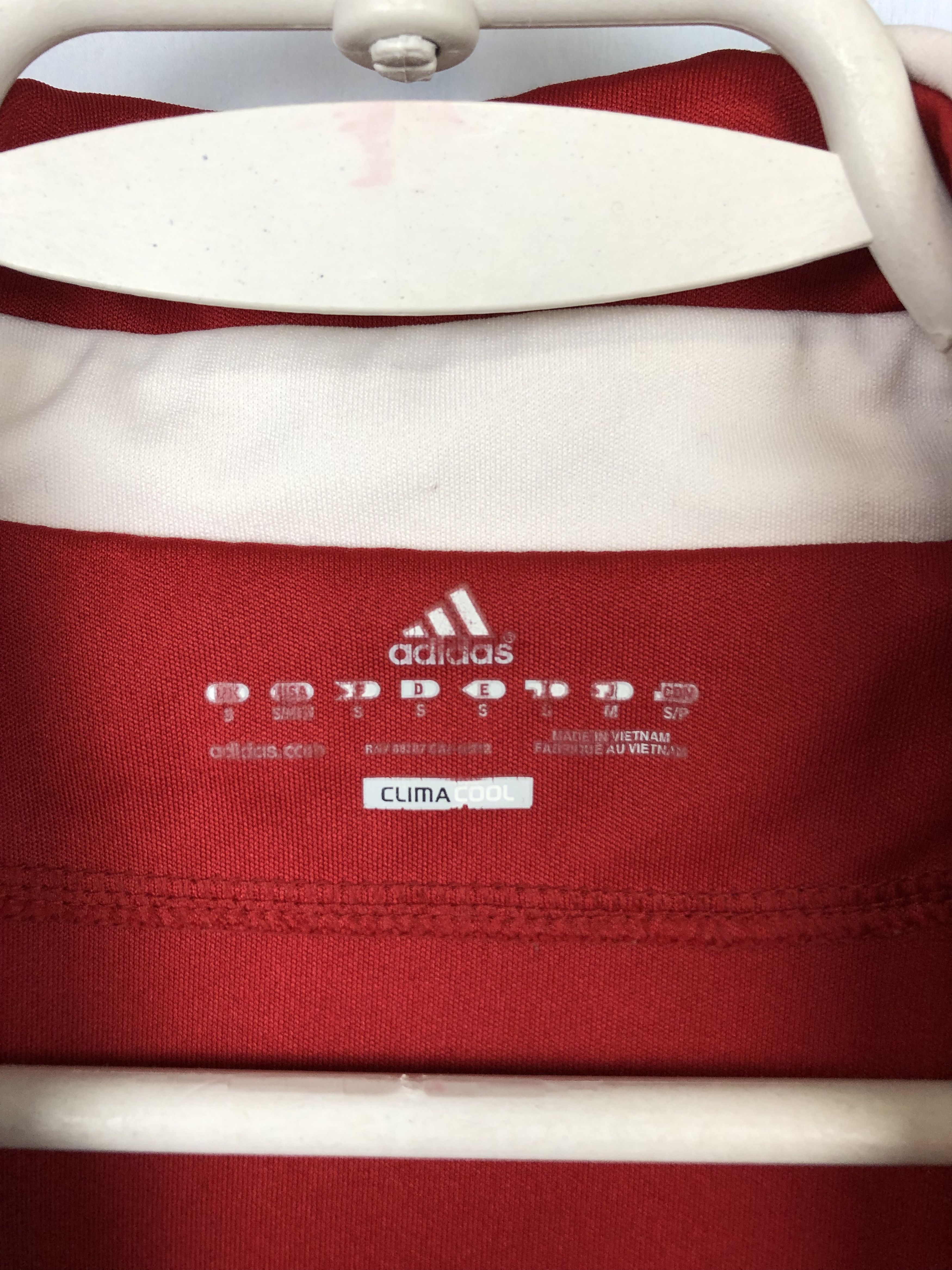 Adidas Denmark Home football shirt 2010 Soccer Adidas Jersey Size US S / EU 44-46 / 1 - 7 Thumbnail