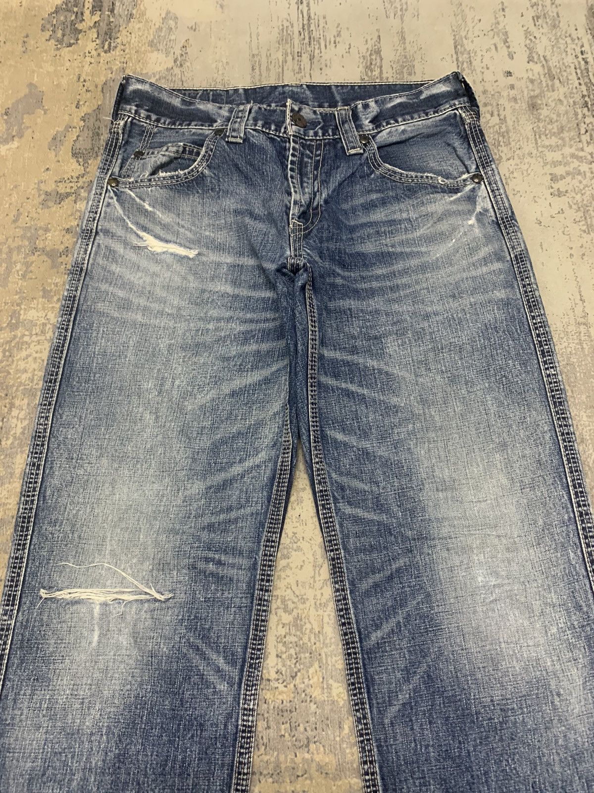 Levi's Vintage Levis 503 Buckle Back Distressed Denim Jeans 33x32 Size US 33 - 5 Thumbnail