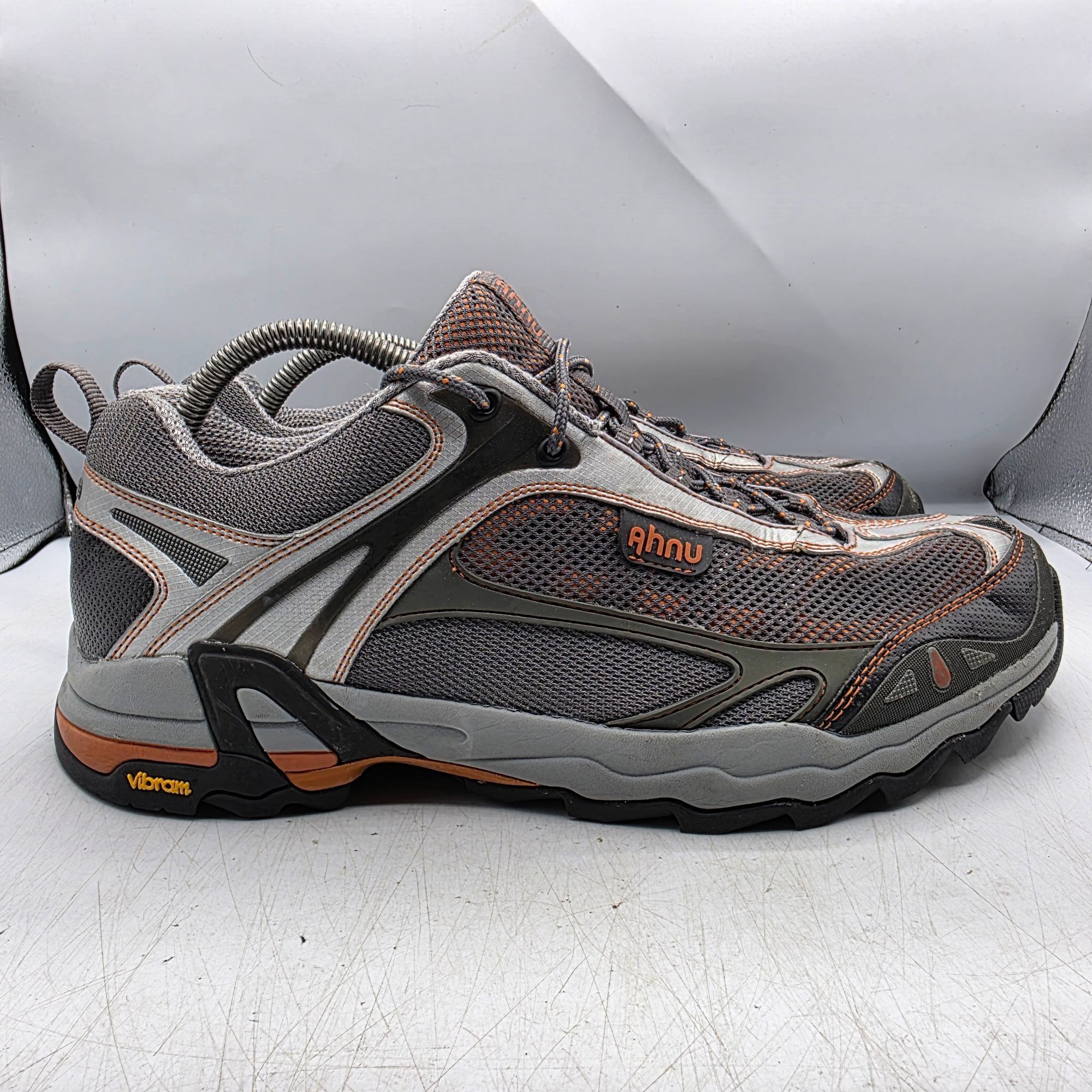 Other Ahnu Mens 11 Gray Hiking Shoes Vibram Soles Camping Outdoors Size US 11 / EU 44 - 13 Thumbnail