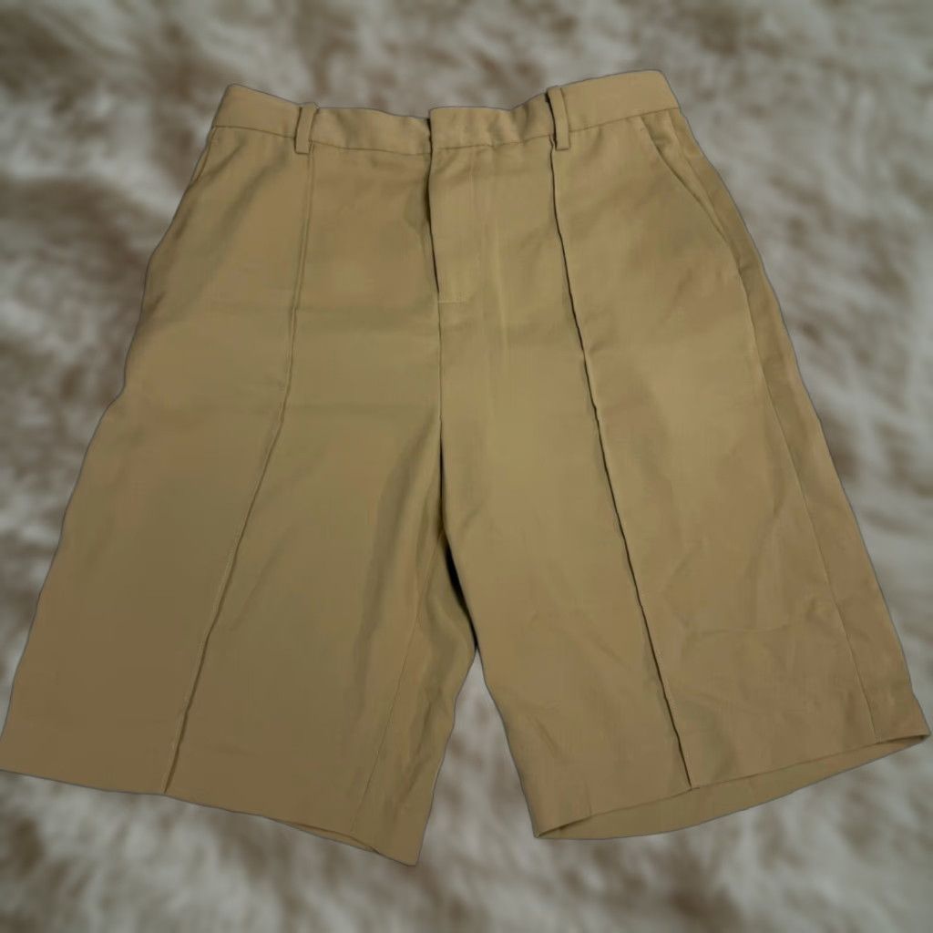 Vintage Urlazh Tan Chino Shorts Womens L Polyester Flat Front Front Center Leg Seam Shop Casual Shorts Womens L Tan Urlazh Size 36" / US 14 / IT 50 - 1 Thumbnail