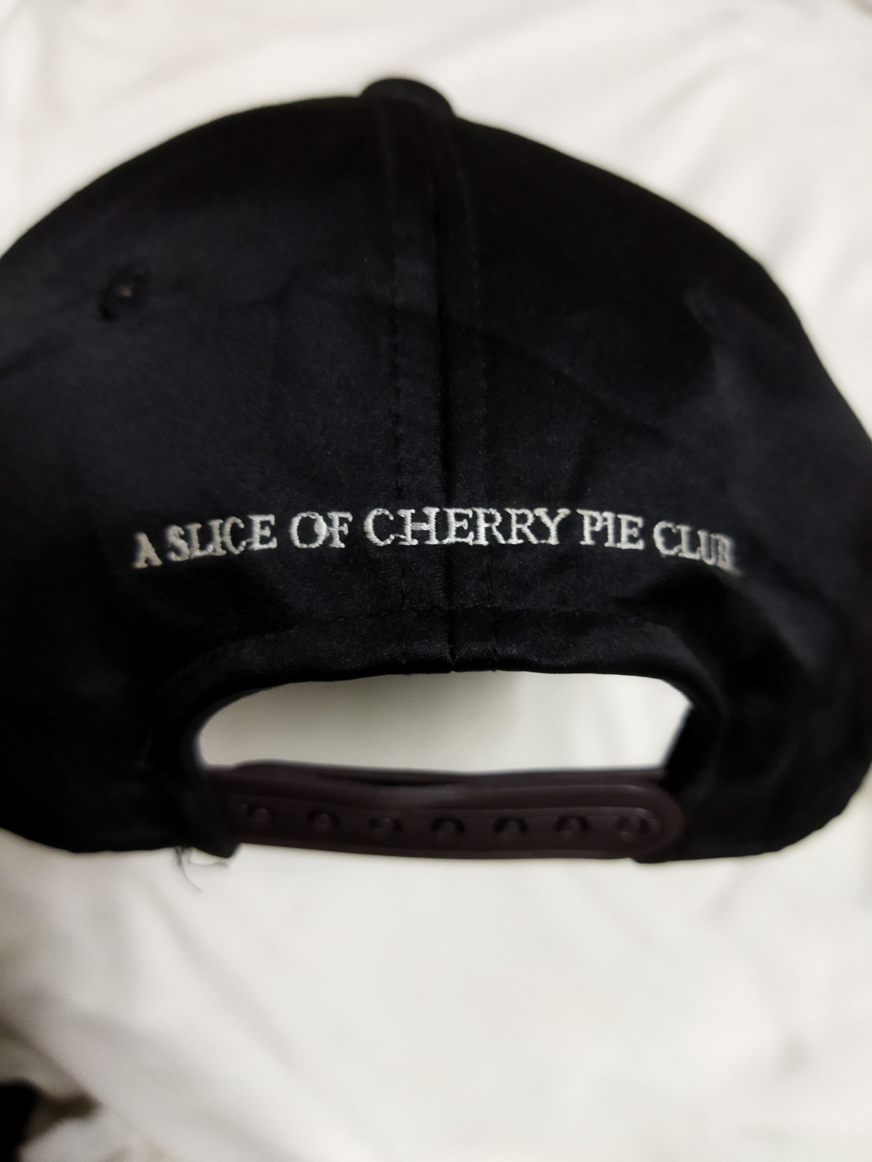 Jun Takahashi × Undercover Undercover Roses Satin Hat Size ONE SIZE - 5 Thumbnail