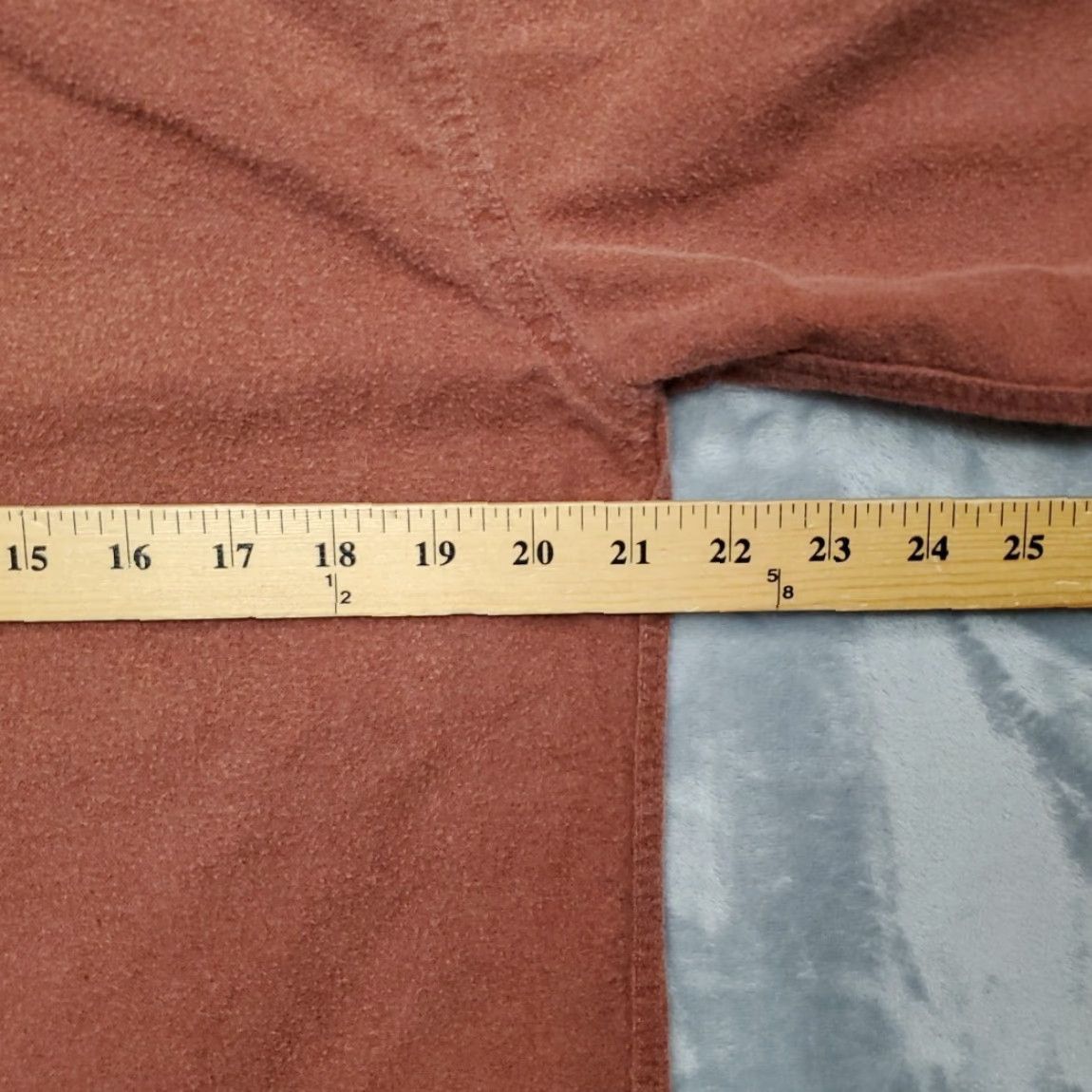 Vintage VTG Woolrich Shirt Women L Red Chamois Flannel Outdoor Retro Classic Made in USA Shirt L Red 90s Mens Size L / US 10 / IT 46 - 7 Thumbnail