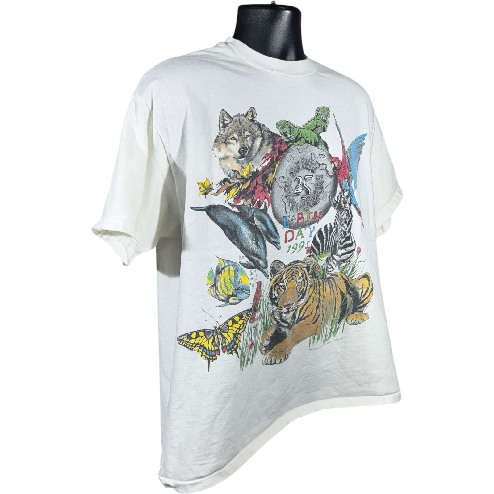 Hanes Vintage Earth Day "Silver Anniversary" Wildlife Tee 1995 Size US XL / EU 56 / 4 - 4 Thumbnail
