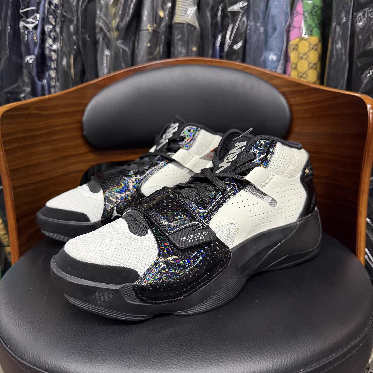 Jordan Brand Jordan Zion 2 Basketball Shoes K15 Size US 9.5 / EU 42-43 - 1 Thumbnail