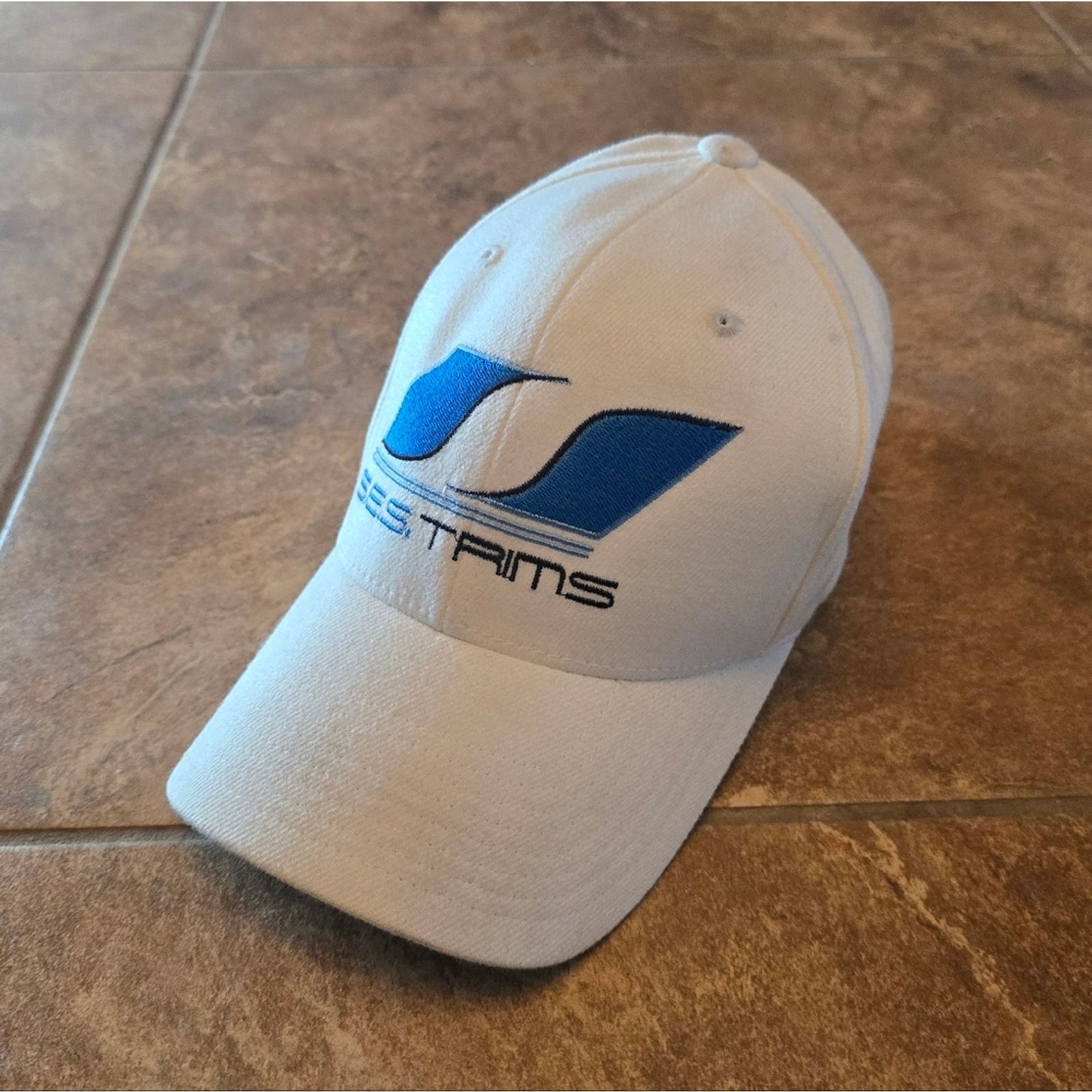 Other White | YUPOONG | S.E.S. Trims Flexfit Hat Size ONE SIZE - 1 Thumbnail