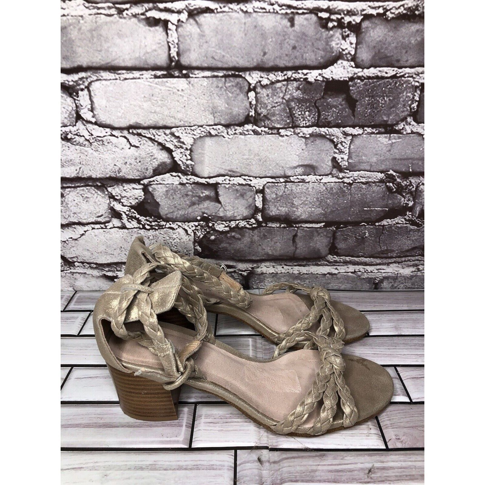 Other Silent D Raxiera Gold Braided Leather Block Heel Sandals Wom Size US 7.5 / IT 37.5 - 9 Thumbnail