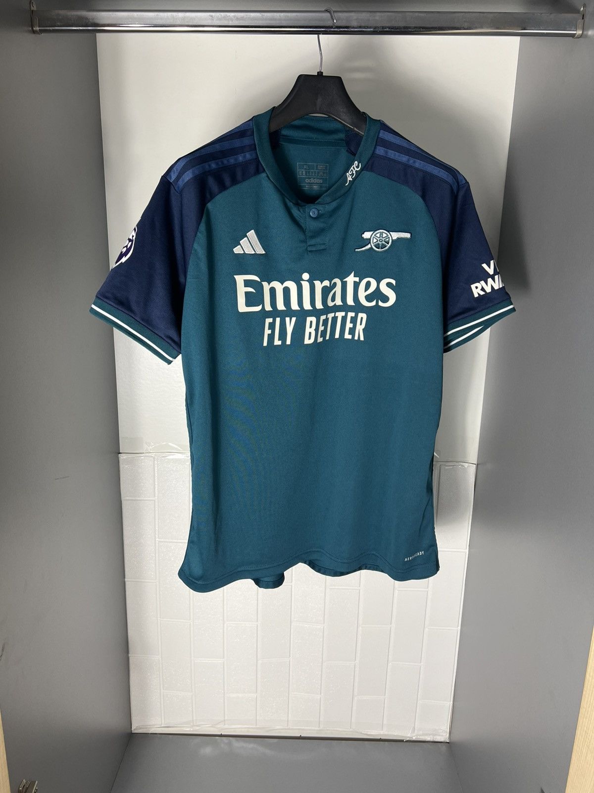 Adidas × Vintage VERY RARE ADIDAS FC ARSENAL LONDON ENGLAND SOCCER JERSEY Y2K Size US XL / EU 56 / 4 - 3 Thumbnail