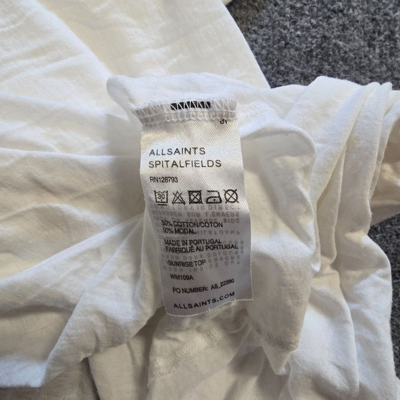 Allsaints AllSaints Top Womens Size 4 White V Neck High Low Lightweight Capsule Beachy Size S / US 4 / IT 40 - 5 Thumbnail