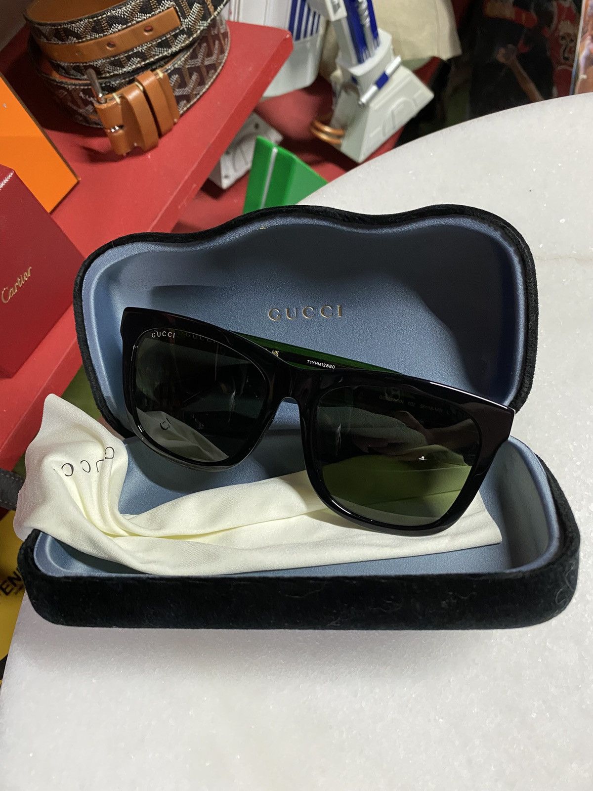 Gucci Stripe Black Sunglasses Logo Shades Preowned