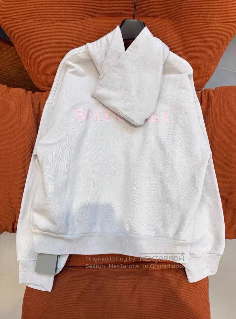 Balenciaga Balenciaga Hooded Sweatshirt Size US XS / EU 42 / 0 - 5 Thumbnail