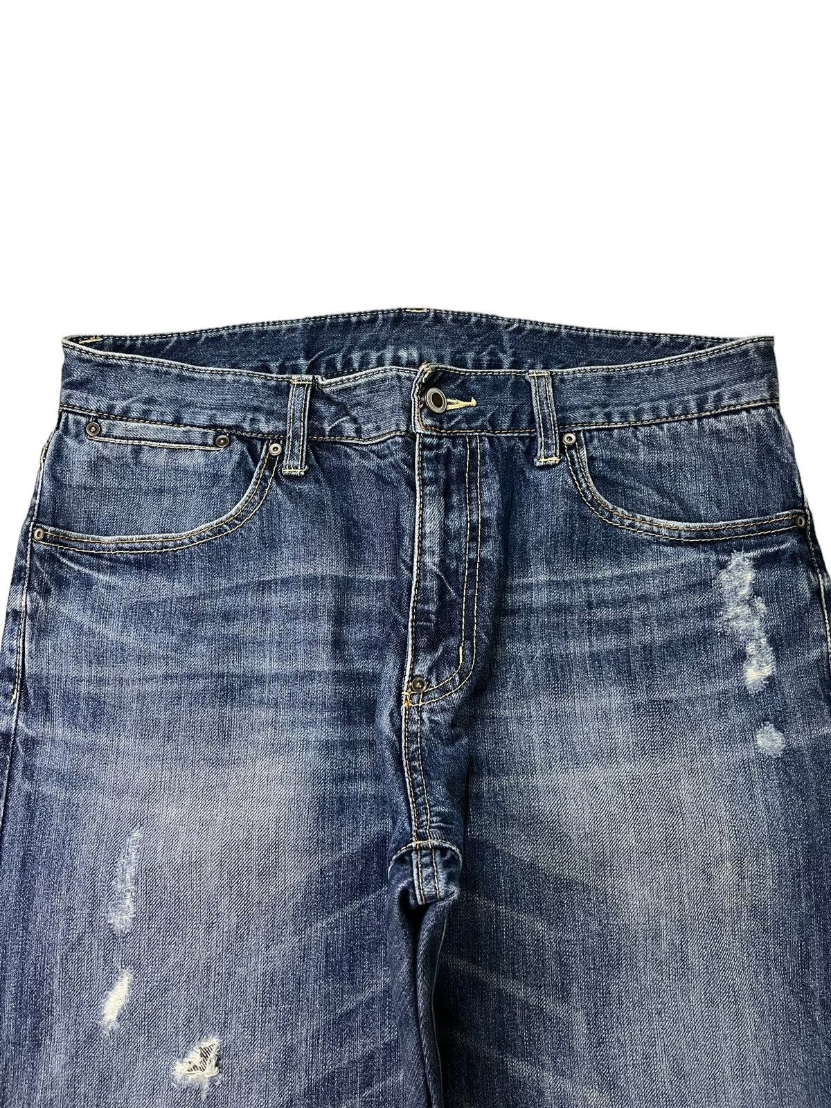 Japanese Brand Vintage Japanese Brand Blue Wash Distressed Loose Jeans Size US 33 - 4 Thumbnail