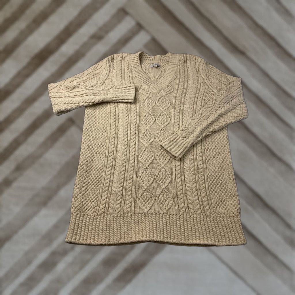 Vintage VINTAGE L.L. Bean Signature 505131 Large Beige Fisherman Knit V-Neck Pullover Sweater Womens Size L / US 10 / IT 46 - 1 Thumbnail