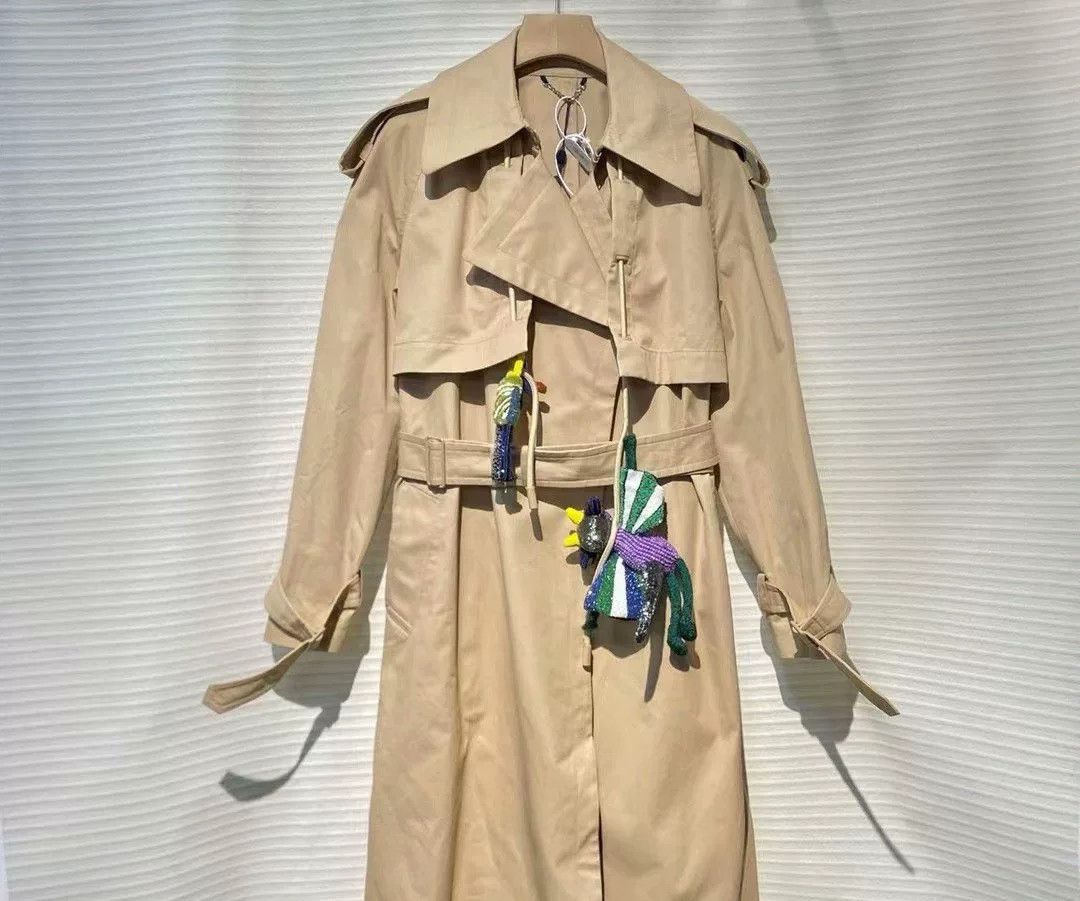 Louis Vuitton Louis Vuitton Logo Doll Decoration Men's Trench Coat Size US M / EU 48-50 / 2 - 1 Thumbnail
