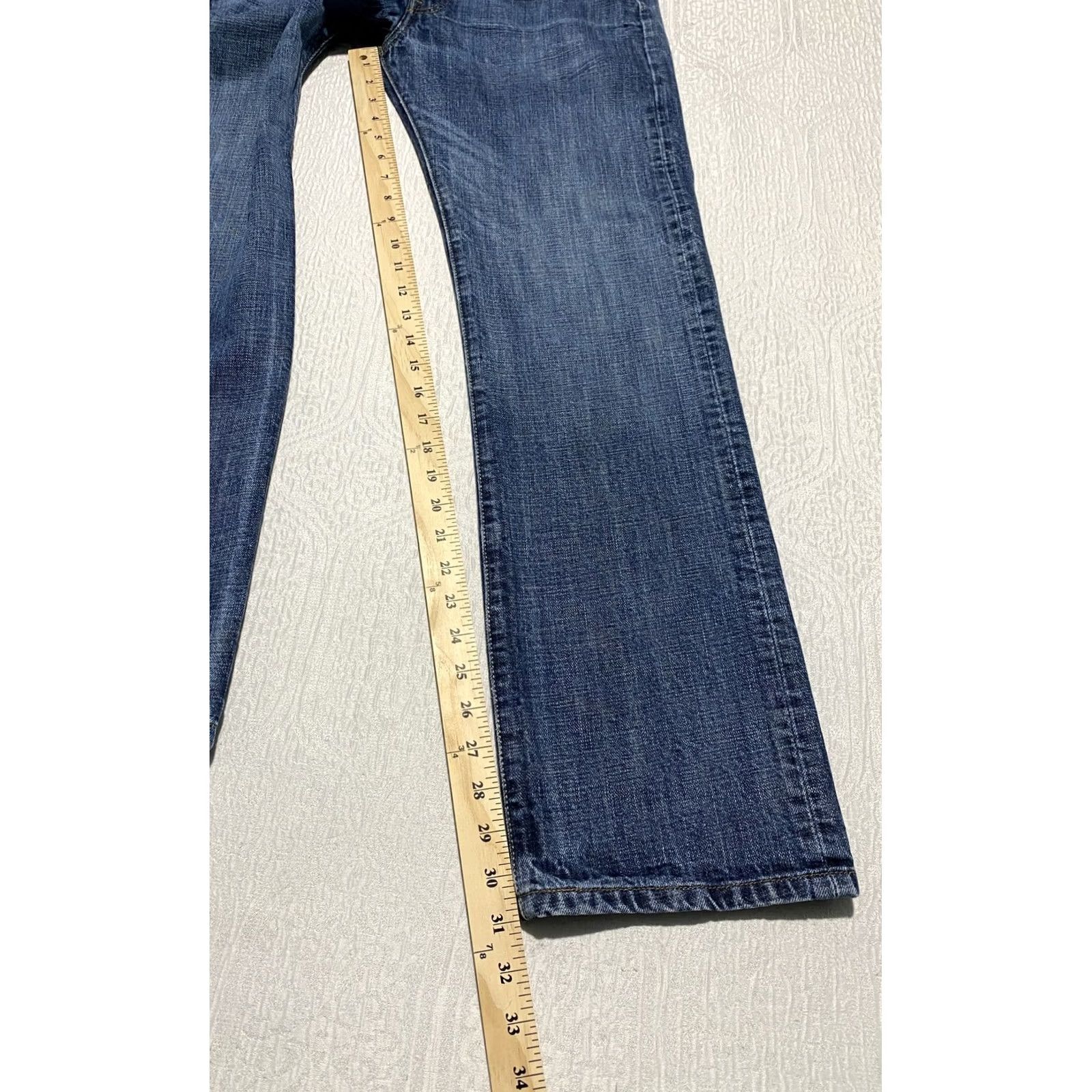 Levi's Levi's 501 Jeans Mens 32x32 Blue Denim Straight Leg Button Fly Vintage Modern Classic Regular Rise Whisker Retro 5-Pocket Cotton Denim Jeans Mens Size US 32 / EU 48 - 6 Thumbnail