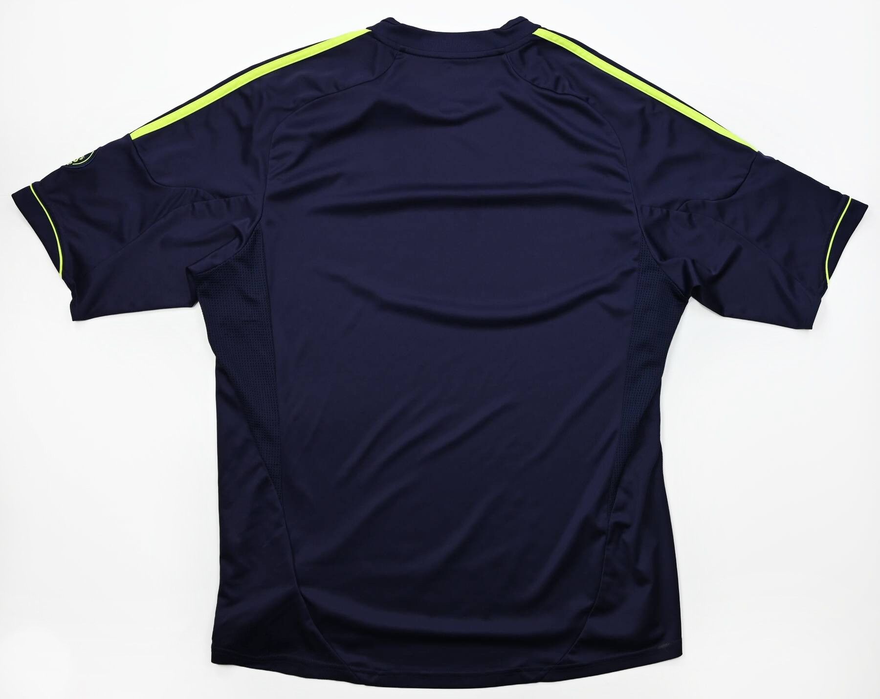 Adidas × Soccer Jersey × Vintage Real Madrid 2005 2006 Home Adidas × Soccer Jersey × Vintage Real Madrid 2005 2006 Home