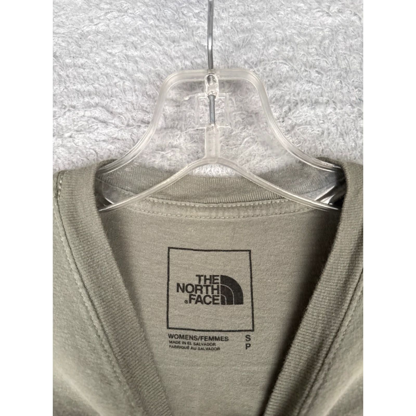The North Face VINTAGE The North Face Shirt Women Small Green Long Sleeve Crew Neck 100% Cotton READ Size S / US 4 / IT 40 - 7 Thumbnail