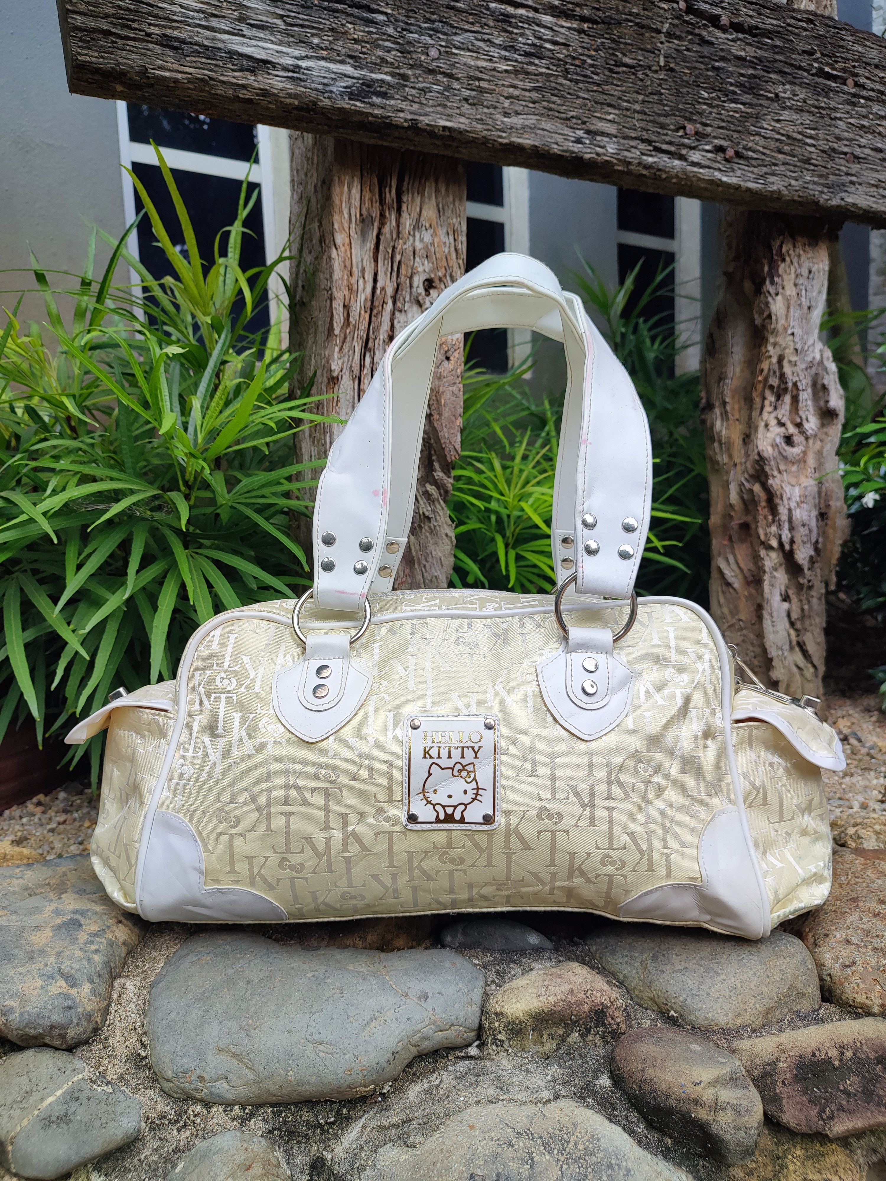 Anime 🔥RARE🔥Vintage ©1976 Overprint Hello Kitty Handbag Size ONE SIZE - 1 Thumbnail