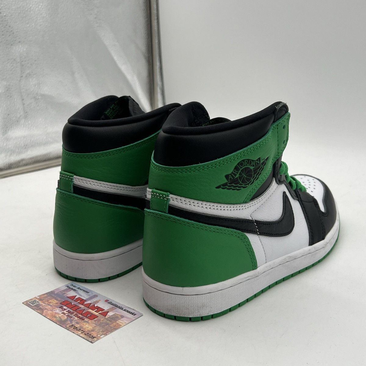 Jordan Brand Air Jordan 1 high lucky green Size US 9.5 / EU 42-43 - 5 Thumbnail