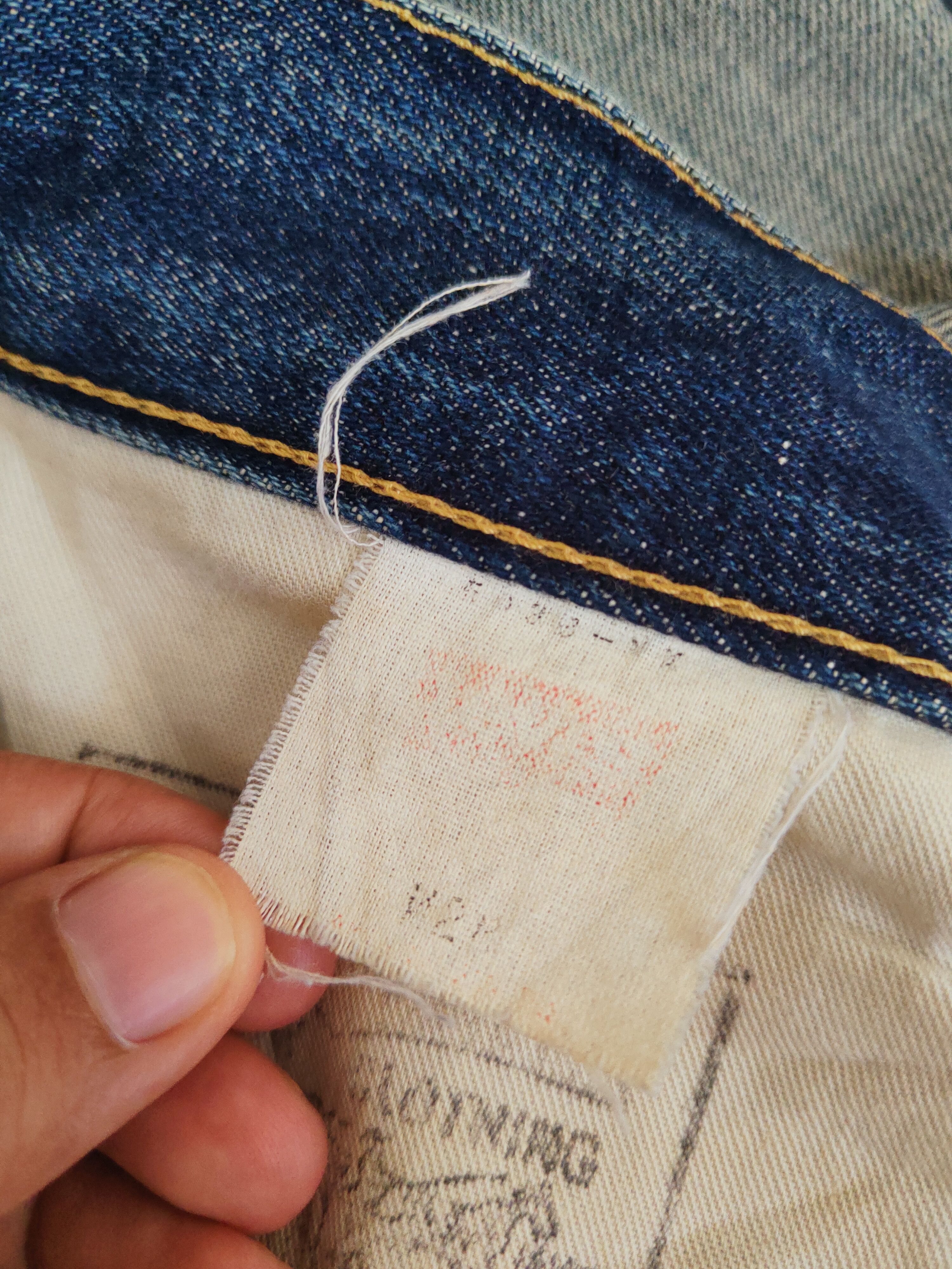Levi's DL Levi's Big E selvedge Distressed Ripped Jeans #S2674 Size US 29 - 18 Thumbnail
