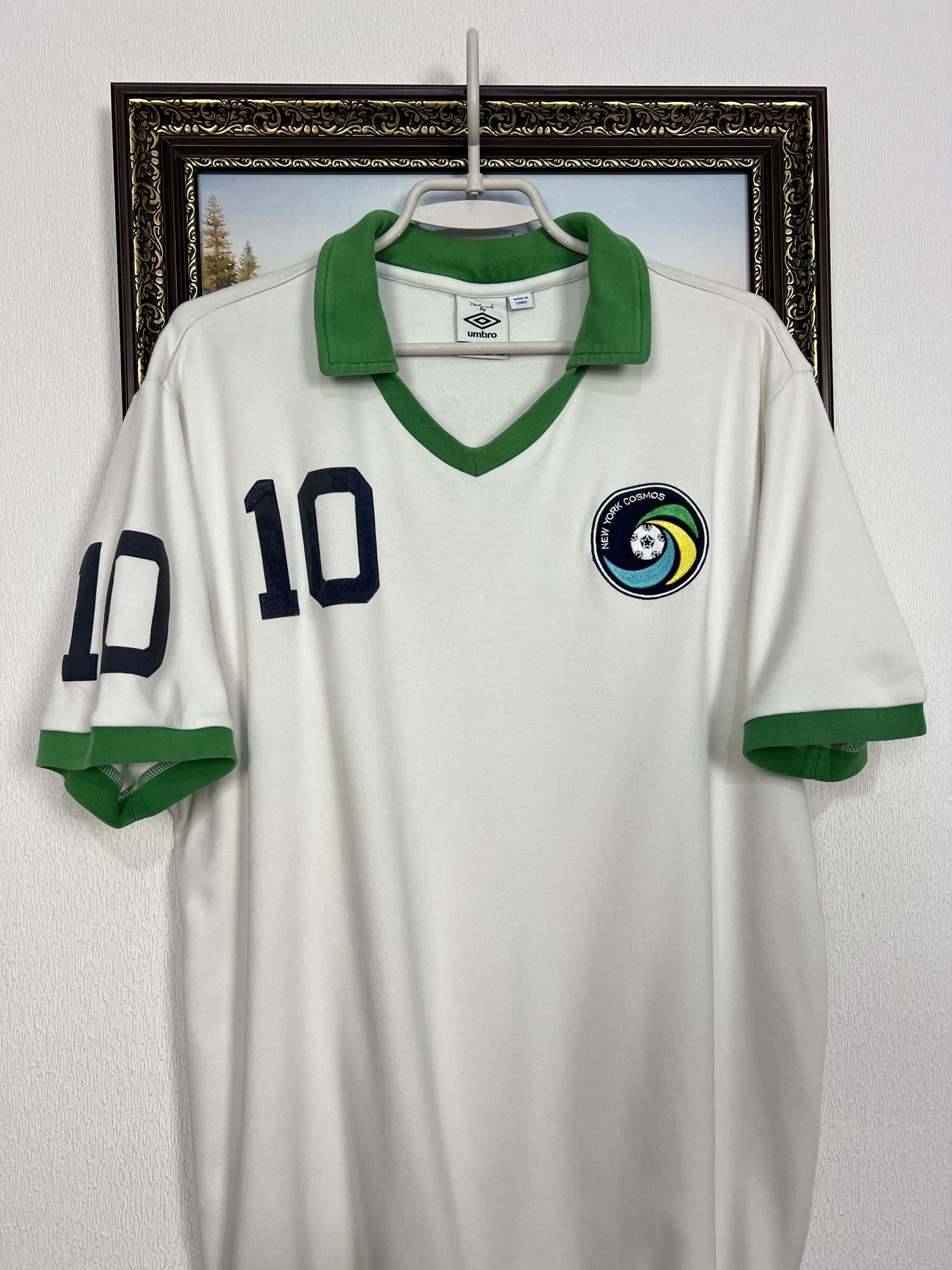 Umbro Pele #10 1976 New York Cosmos Replica Football Shirt Jersey Size US XXL / EU 58 / 5 - 2 Thumbnail