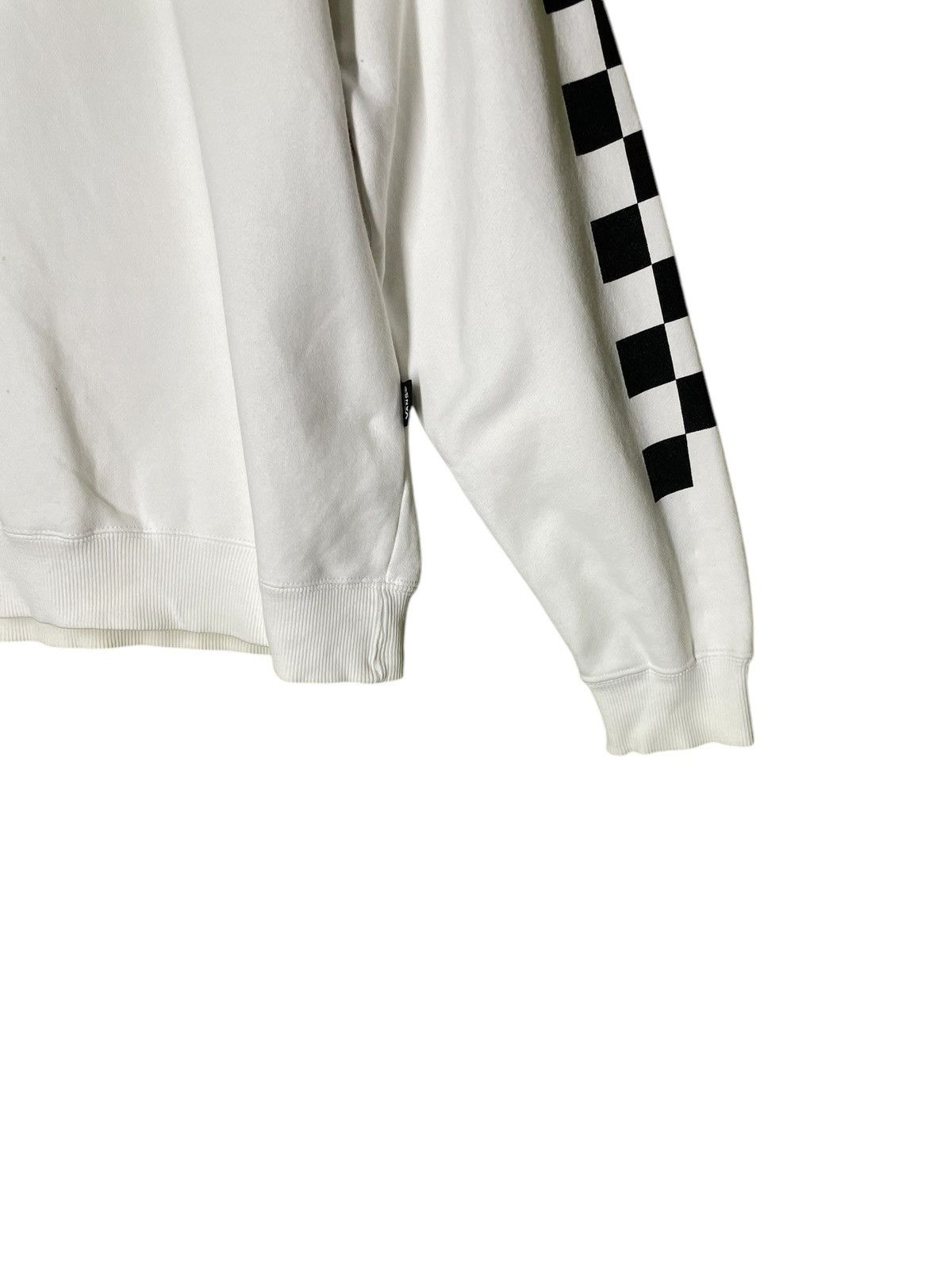 Japanese Brand VANS OFF THE WALL CREWNECK BIG LOGO PRINT SIZE L Size US L / EU 52-54 / 3 - 7 Thumbnail