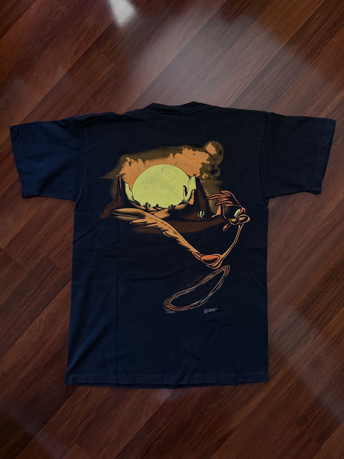 Warner Bros VINTAGE 1995 COYOTE ROAD RUNNER SHIRT AOP LOONEY TUNES Size US L / EU 52-54 / 3 - 5 Thumbnail