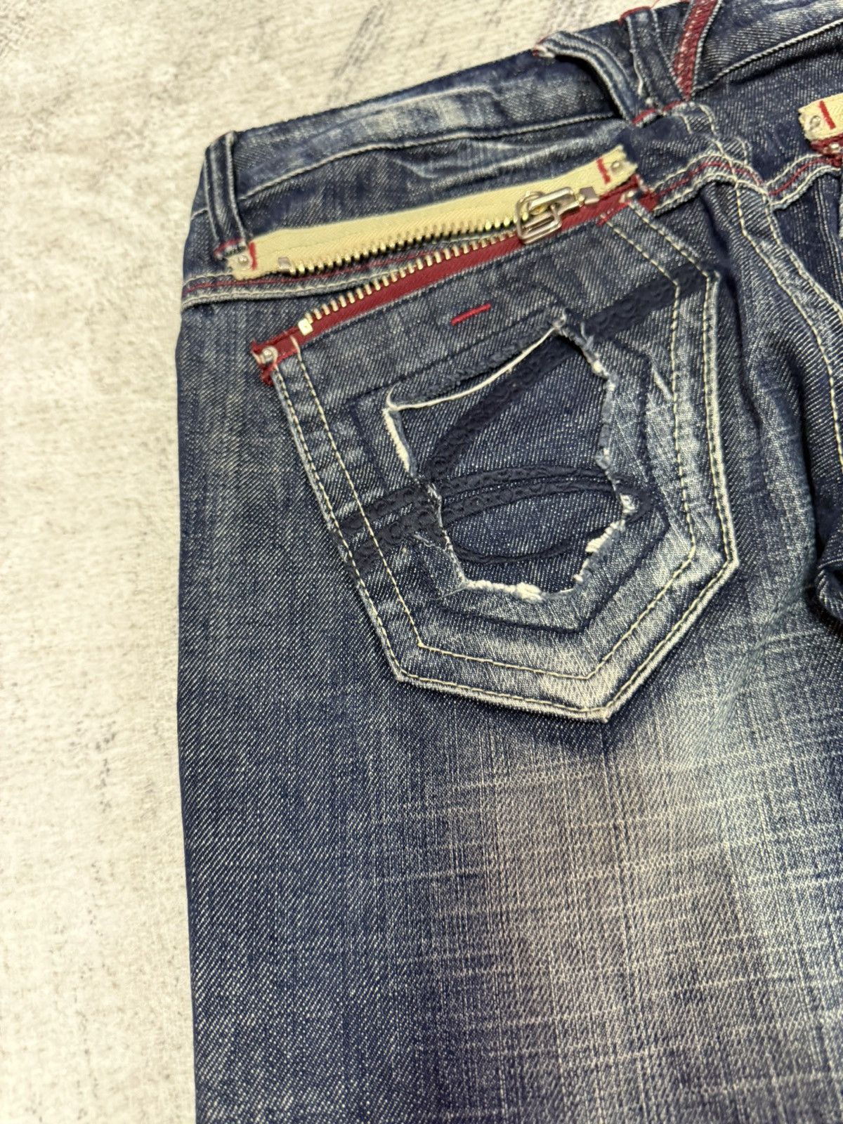 Japanese Brand × Tete Homme × semanticdesign Red Pepper Japan Heavy Wash Low Rise Flared Jeans Size US 29 - 16 Thumbnail