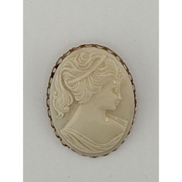 Other Vintage Victorian Style White Glass Cameo Brooch Size ONE SIZE - 4 Thumbnail