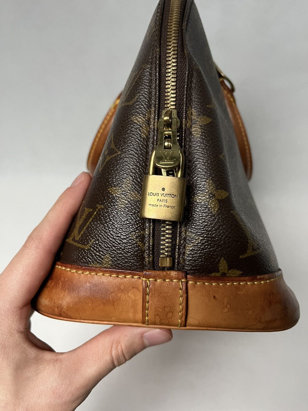Louis Vuitton Louis Vuitton Alma handbag monogram rare Size ONE SIZE - 16 Thumbnail