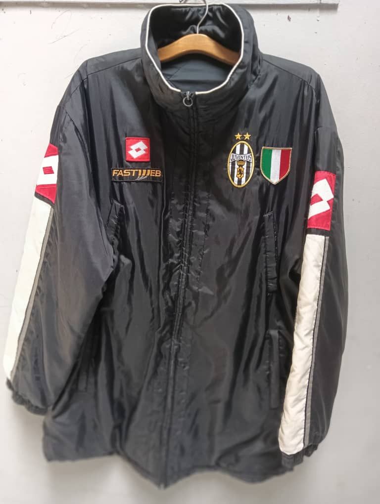 image of Lotto Vintage Juventus Long Jacket Football Soccer, Men's (Size XL)