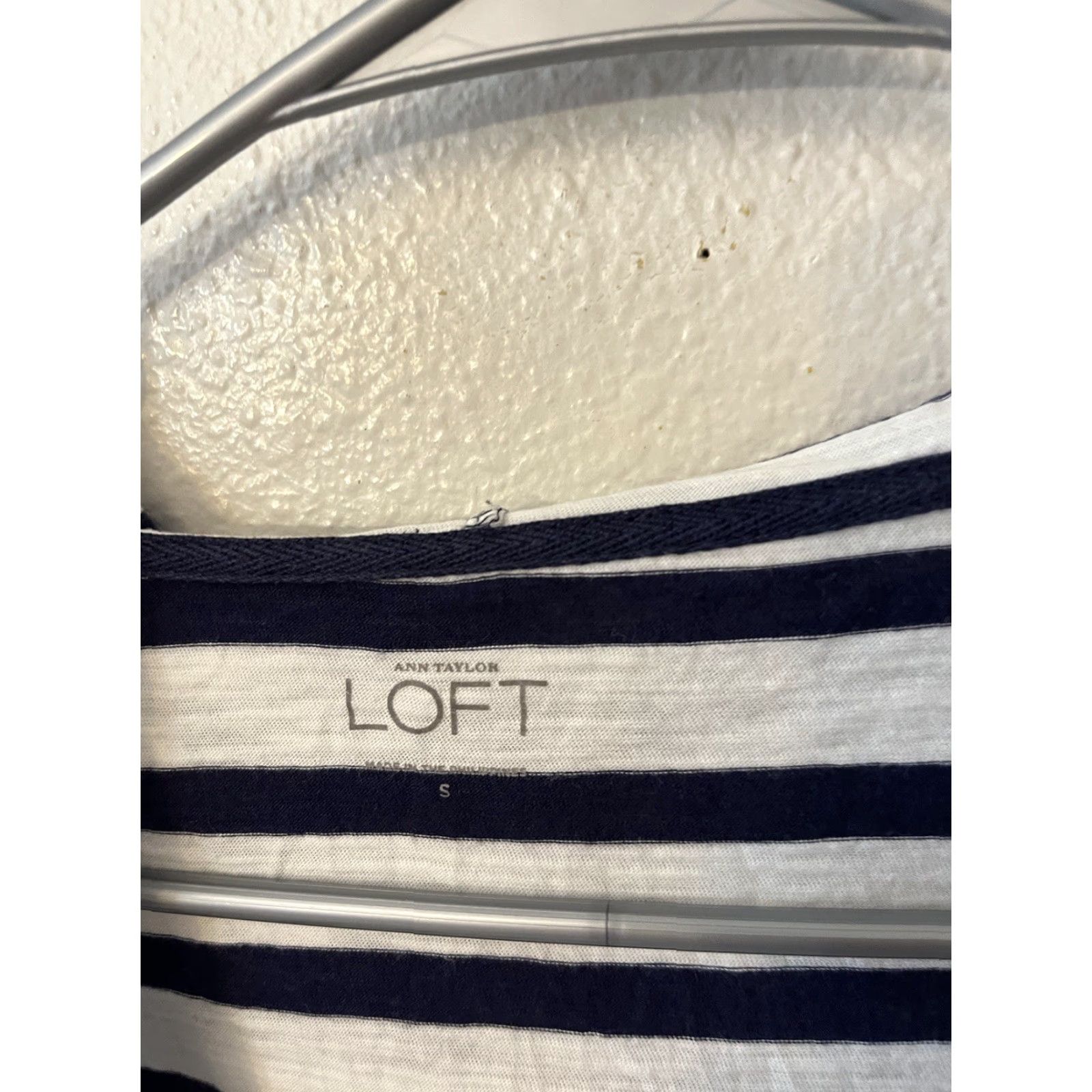 Loft Loft Hoodie Women's Small White Navy Striped L/S Drawstring Pullover V-Neck Pullover Hoodie Womens S White Navy Striped L/S Drawstring V-Neck Hoodie Size S / US 4 / IT 40 - 3 Thumbnail